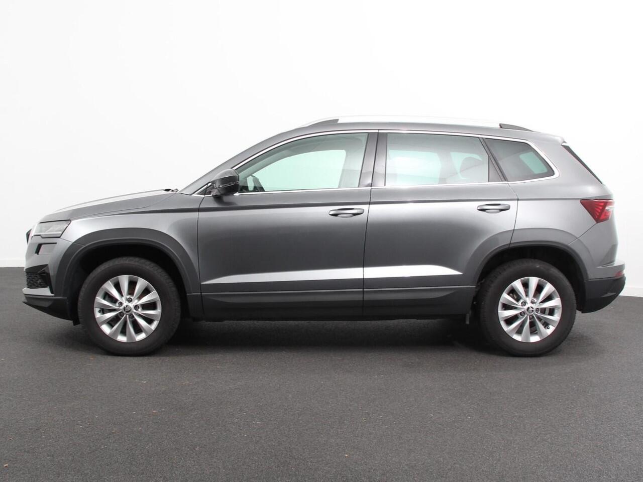 Skoda Karoq 1.5 TSI 150pk Automaat ACT Ambition | Navigatie | Android Auto / Apple Carplay | Climate Control | Camera | Parkeer sensoren | Lichtmetalen Velgen | Dab | Digitale Cockpit | Keyless Start | Led | Cruise Control Adaptive