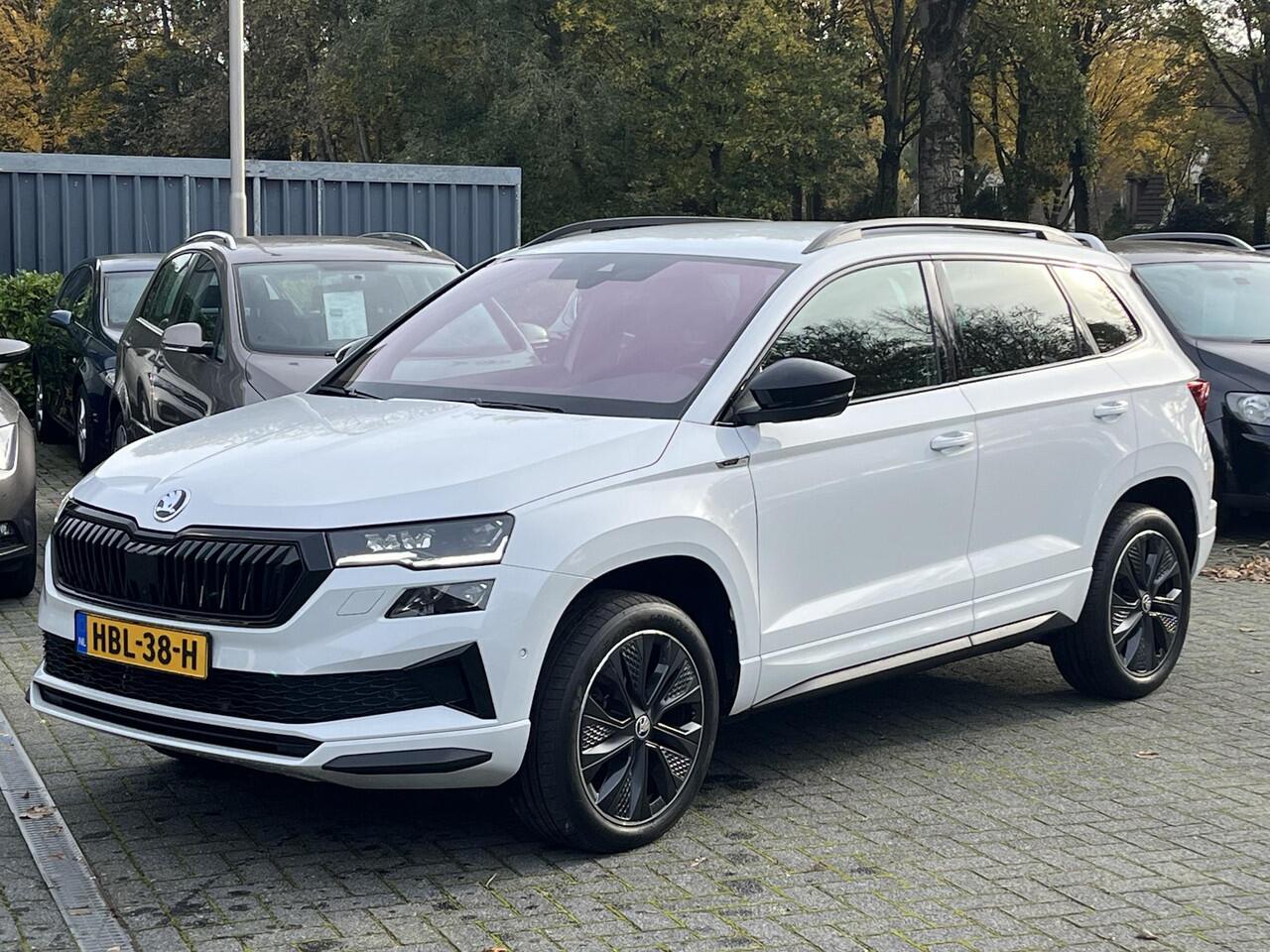 Skoda Karoq 1.5 TSI ACT Sportline Business | EL. TREKHAAK | 360 CAMERA | 5 JAAR GARANTIE |