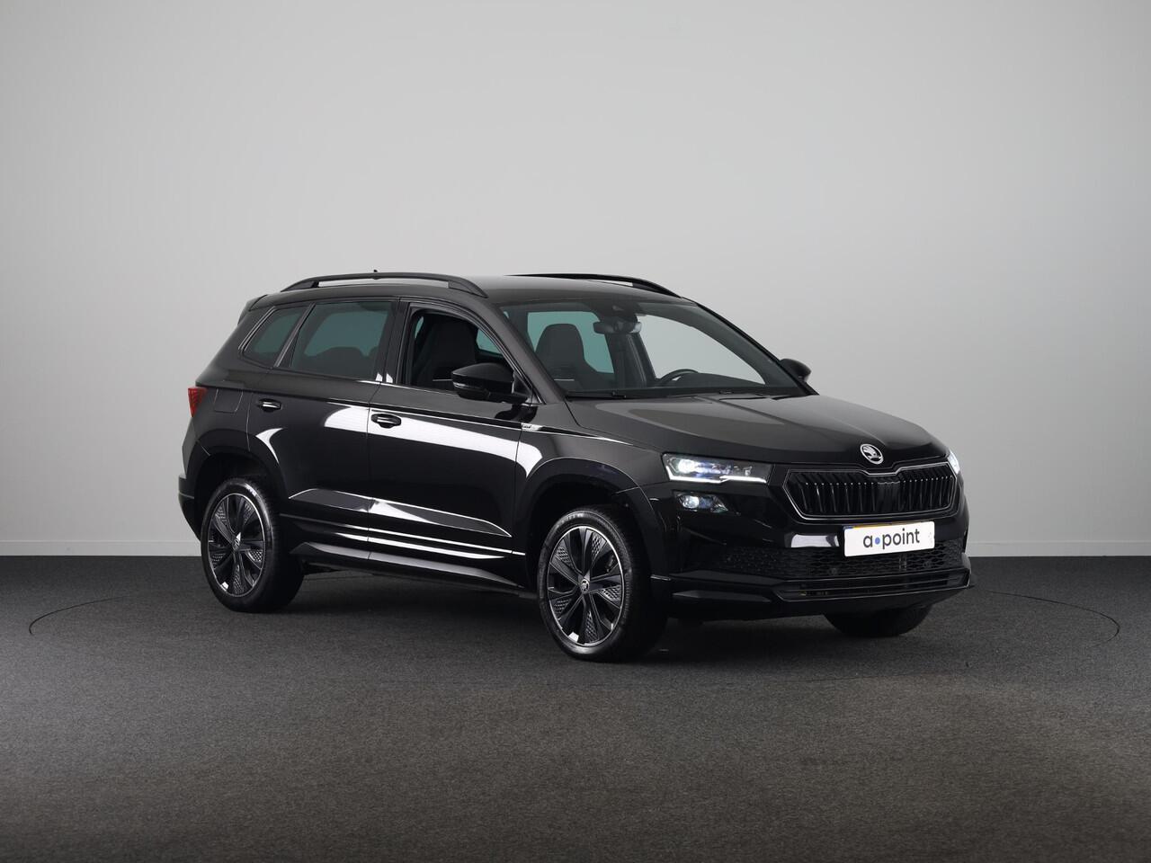 Skoda Karoq 1.5 TSI ACT Sportline Business 150 pk Automaat (DSG) | Verlengde garantie | Navigatie via App | Parkeersensoren | Achteruitrijcamera | Adaptieve cruise control | Stoelverwarming |
