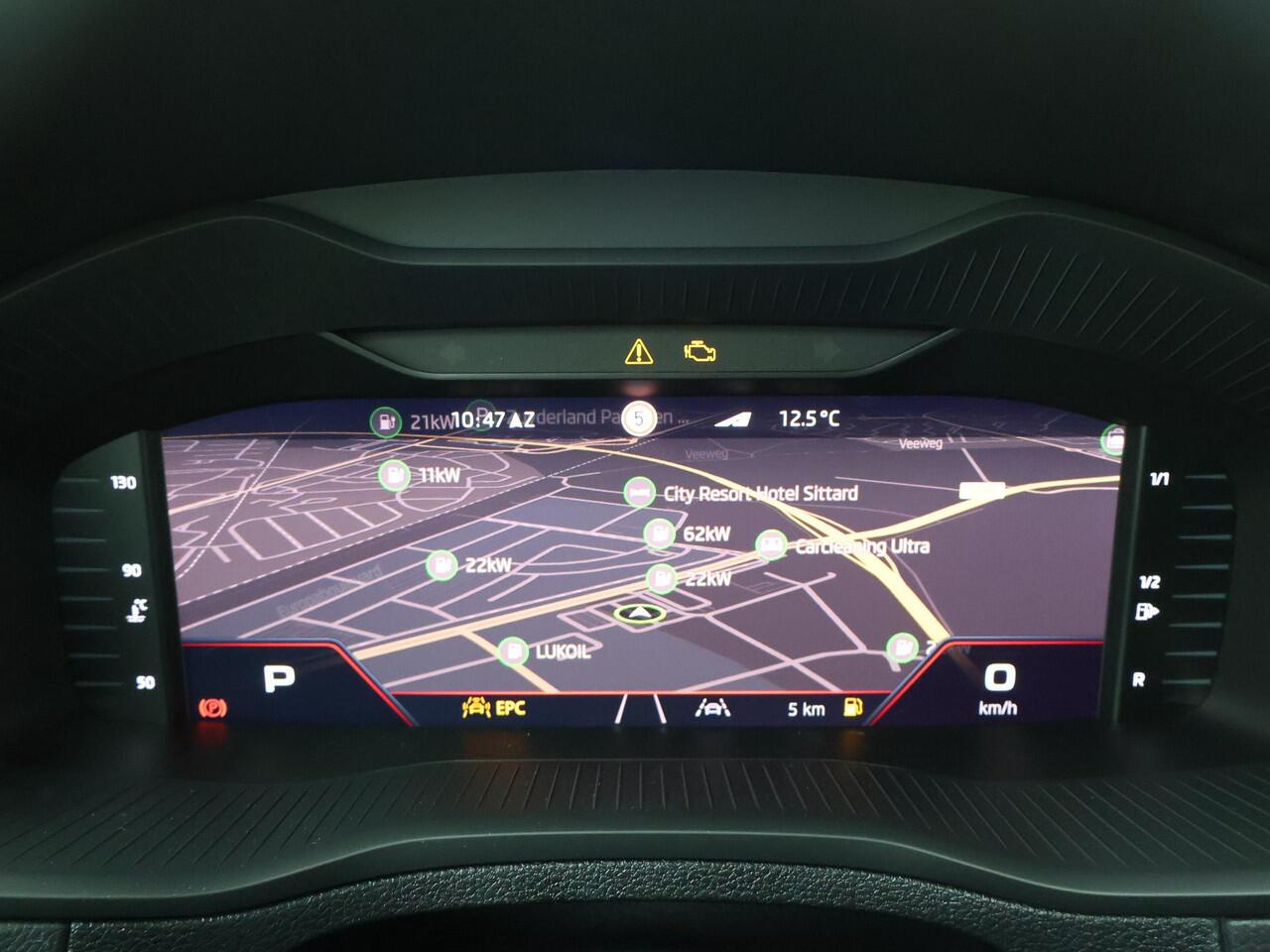 Skoda Karoq Sportline Business 1.5 TSI 150 PK 7versn. DSG | Automaat | Navigatie | Adaptieve Cruise Control | Elektr. achterklep |