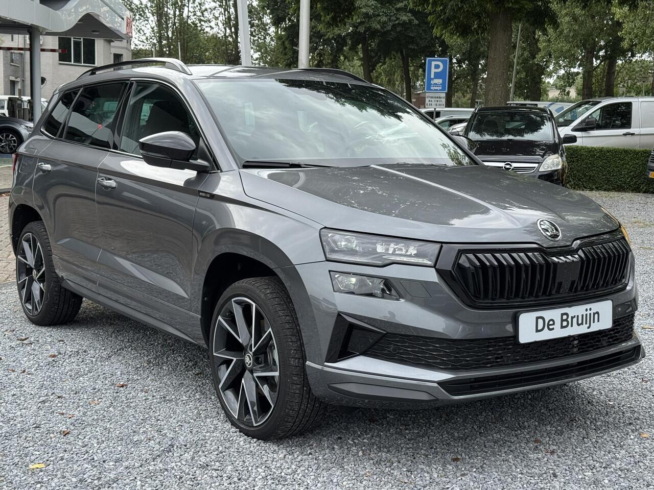 Skoda Karoq 1.5 TSI DSG Sportline Blackstyle (Camera,Virtual,Acc)