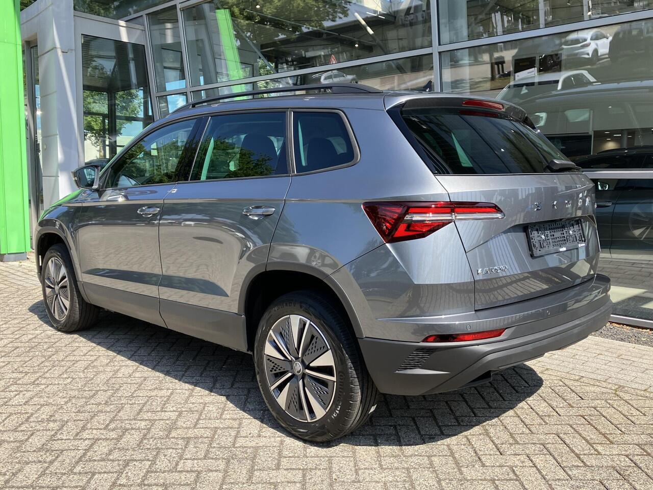 Skoda Karoq Business Edition 1.5 TSI 150PK DSG | Automaat | Navigatie | Winterpakket | Adaptieve cruise control |