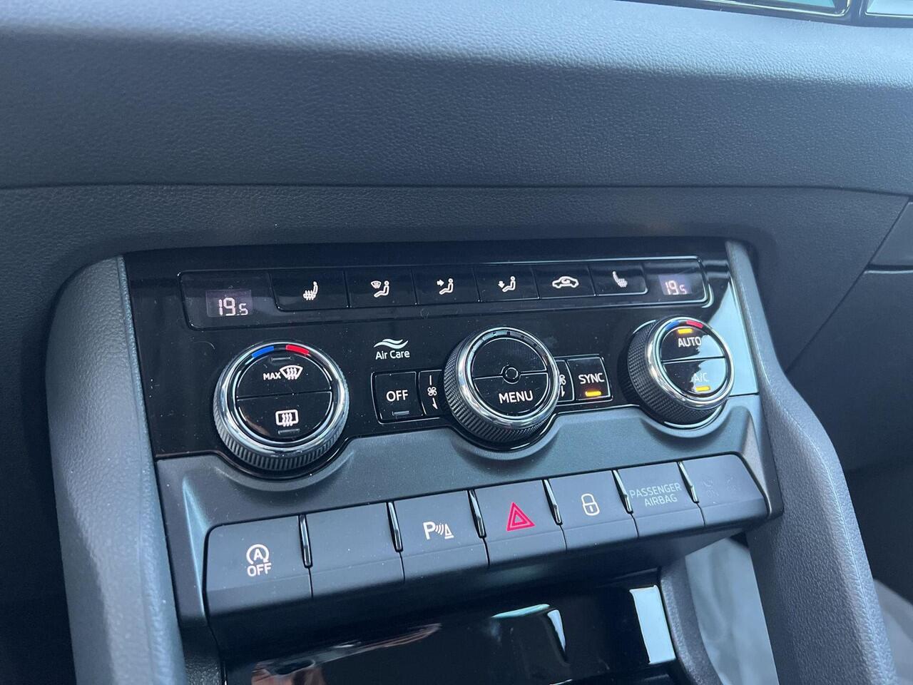 Skoda Karoq 1.5 TSI ACT Business Edition | LED | A. Camera | Cruise | Navi