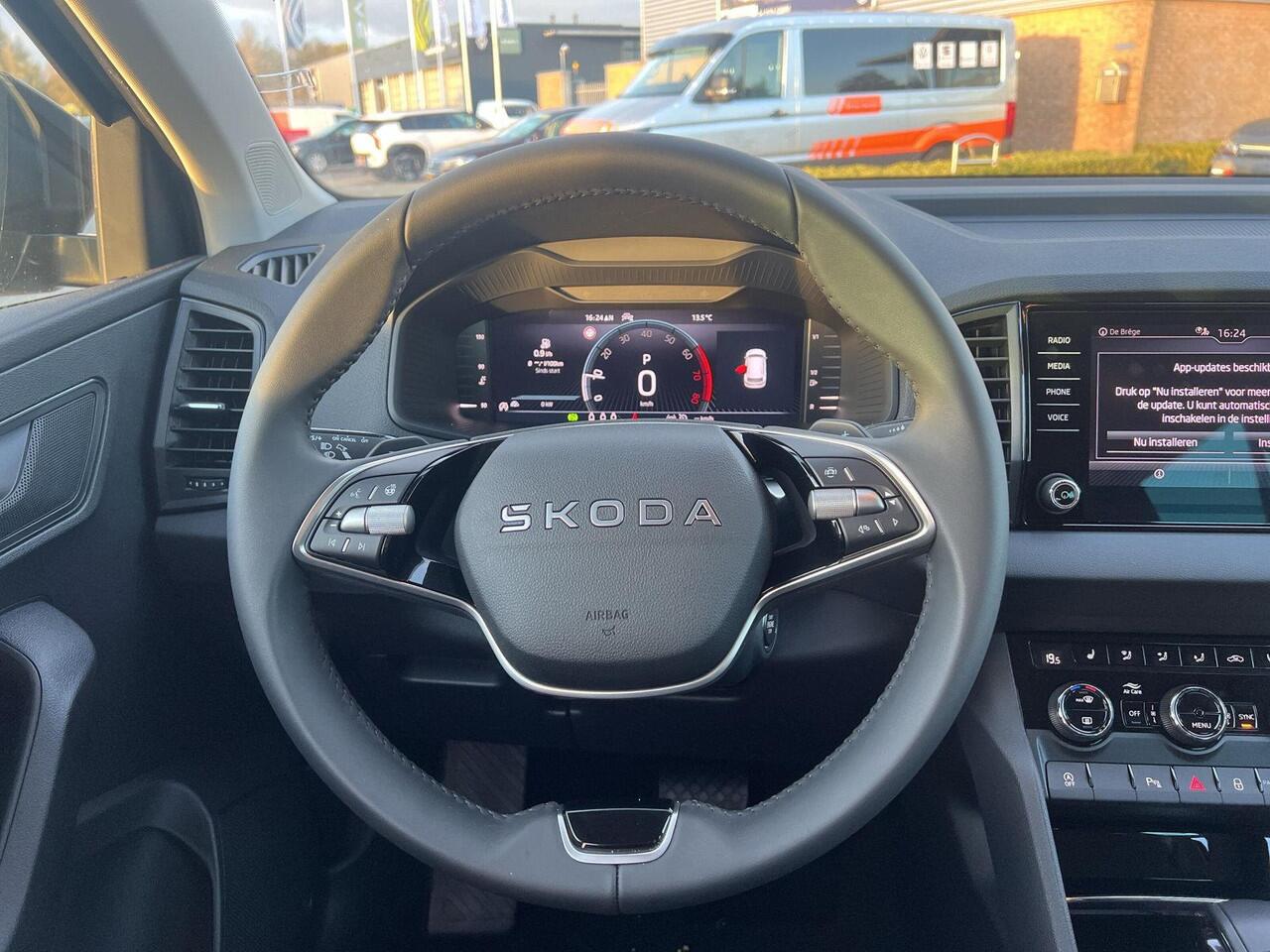 Skoda Karoq 1.5 TSI ACT Business Edition | LED | A. Camera | Cruise | Navi