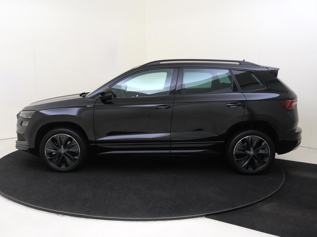 Skoda Karoq 1.5 TSI ACT Sportline Business | Trekhaak | Achteruitrijcamera | Keyless | Adaptieve cruise control | CarPlay | Digital cockpit | Navigatie |