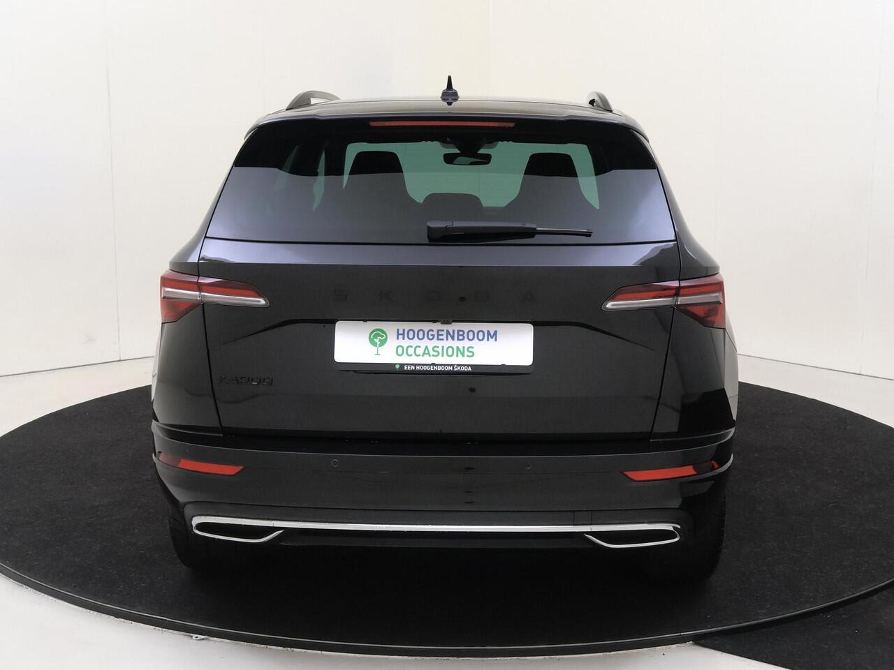 Skoda Karoq 1.5 TSI ACT Sportline Business | Trekhaak | Achteruitrijcamera | Keyless | Adaptieve cruise control | CarPlay | Digital cockpit | Navigatie |