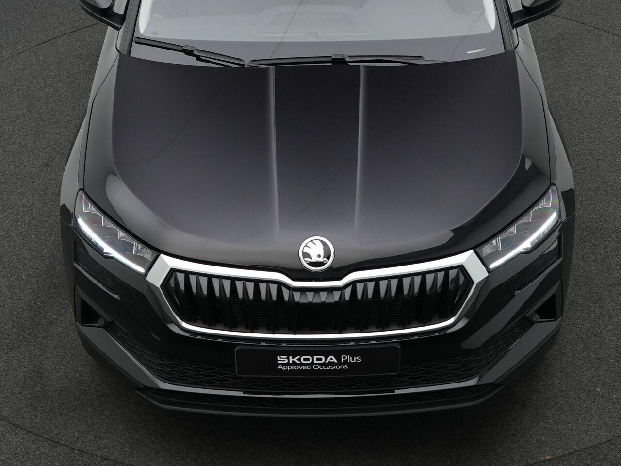 Skoda Karoq 1.5 TSI ACT 150 pk DSG Business Edition | Stuur-/stoelverwarming | Achteruitrijcamera | Carplay | Virtual Cockpit