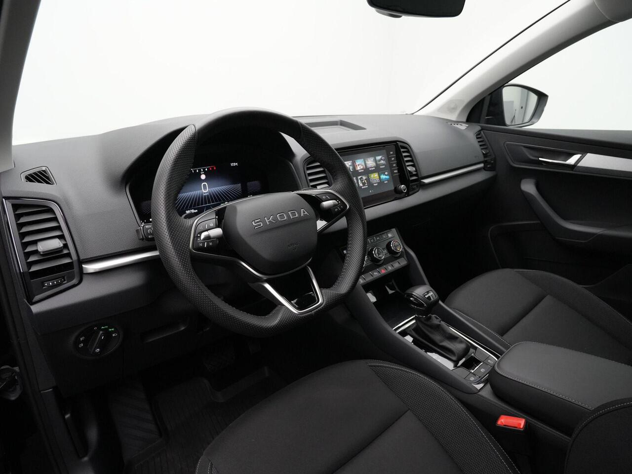 Skoda Karoq 1.5 TSI ACT 150 pk DSG Business Edition | Stuur-/stoelverwarming | Achteruitrijcamera | Carplay | Virtual Cockpit