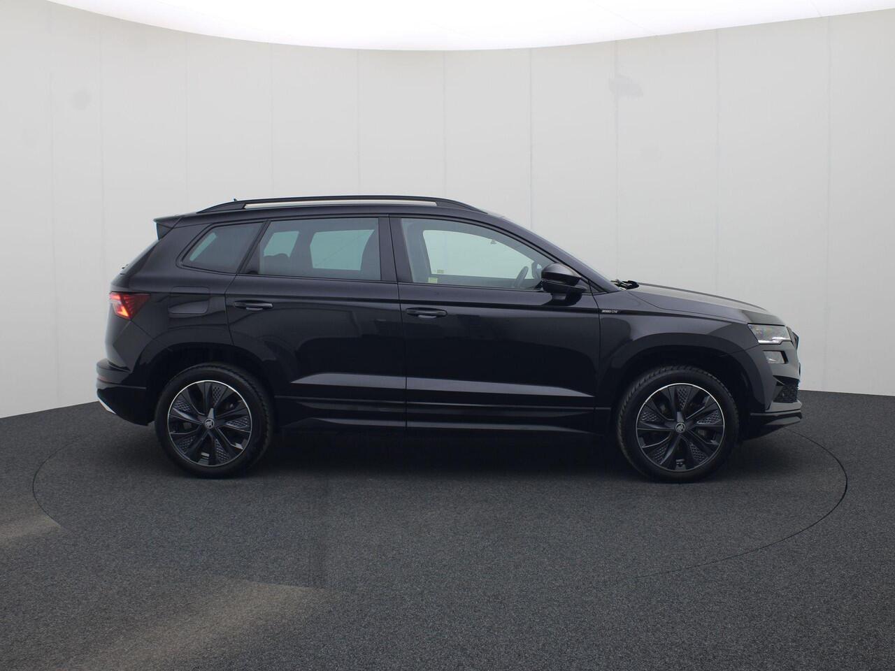 Skoda Karoq 1.5TSI/150PK ACT Sportline DSG · Navigatie · Trekhaak · Apple/Android Car Play · Camera · Garantie tot maart 2029 of 60000km.