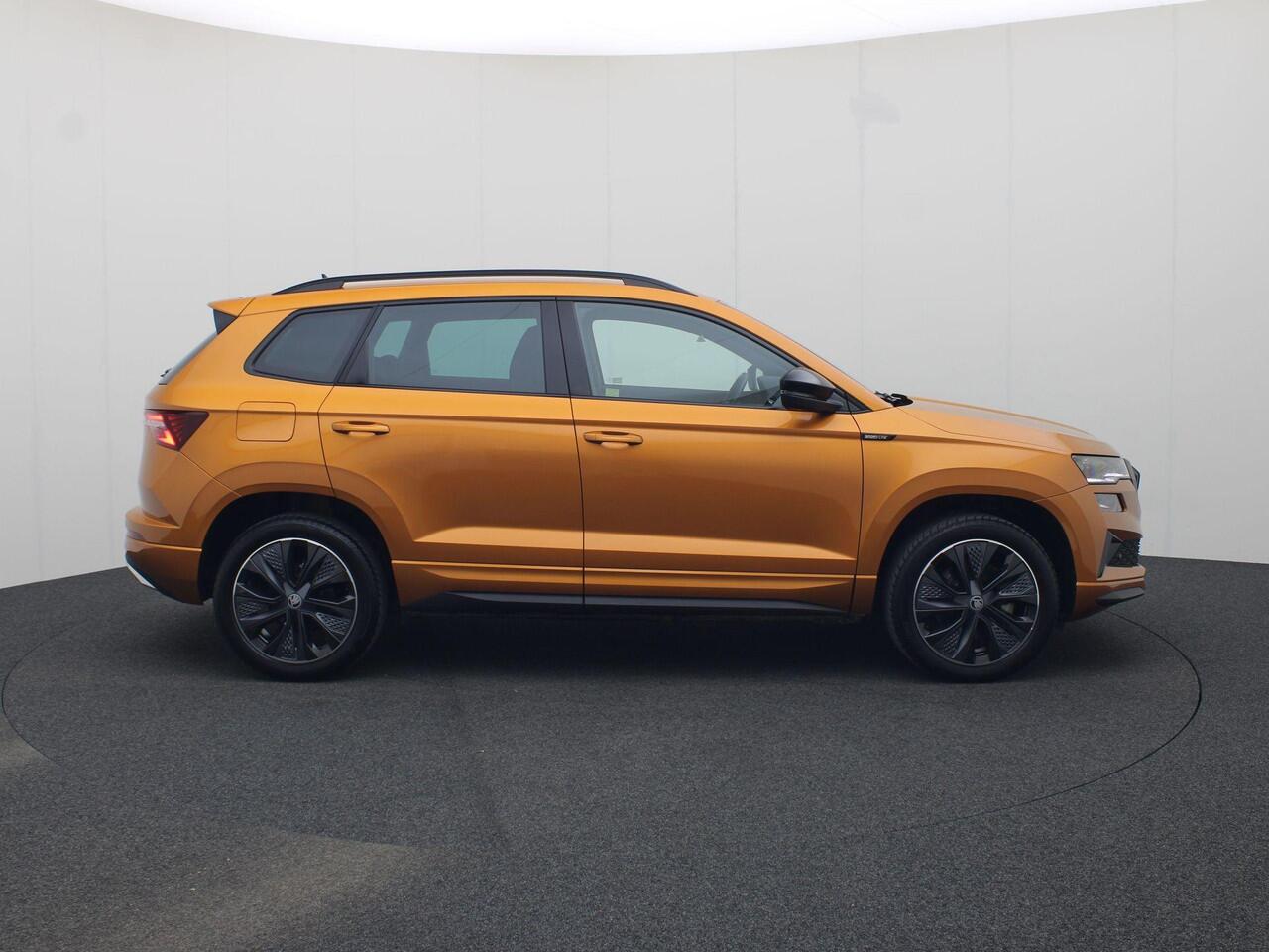 Skoda Karoq 1.5TSI/150PK ACT Sportline DSG · Navigatie · Trekhaak · Apple/Android Car Play · Camera · Garantie tot maart 2029 of 60000km.