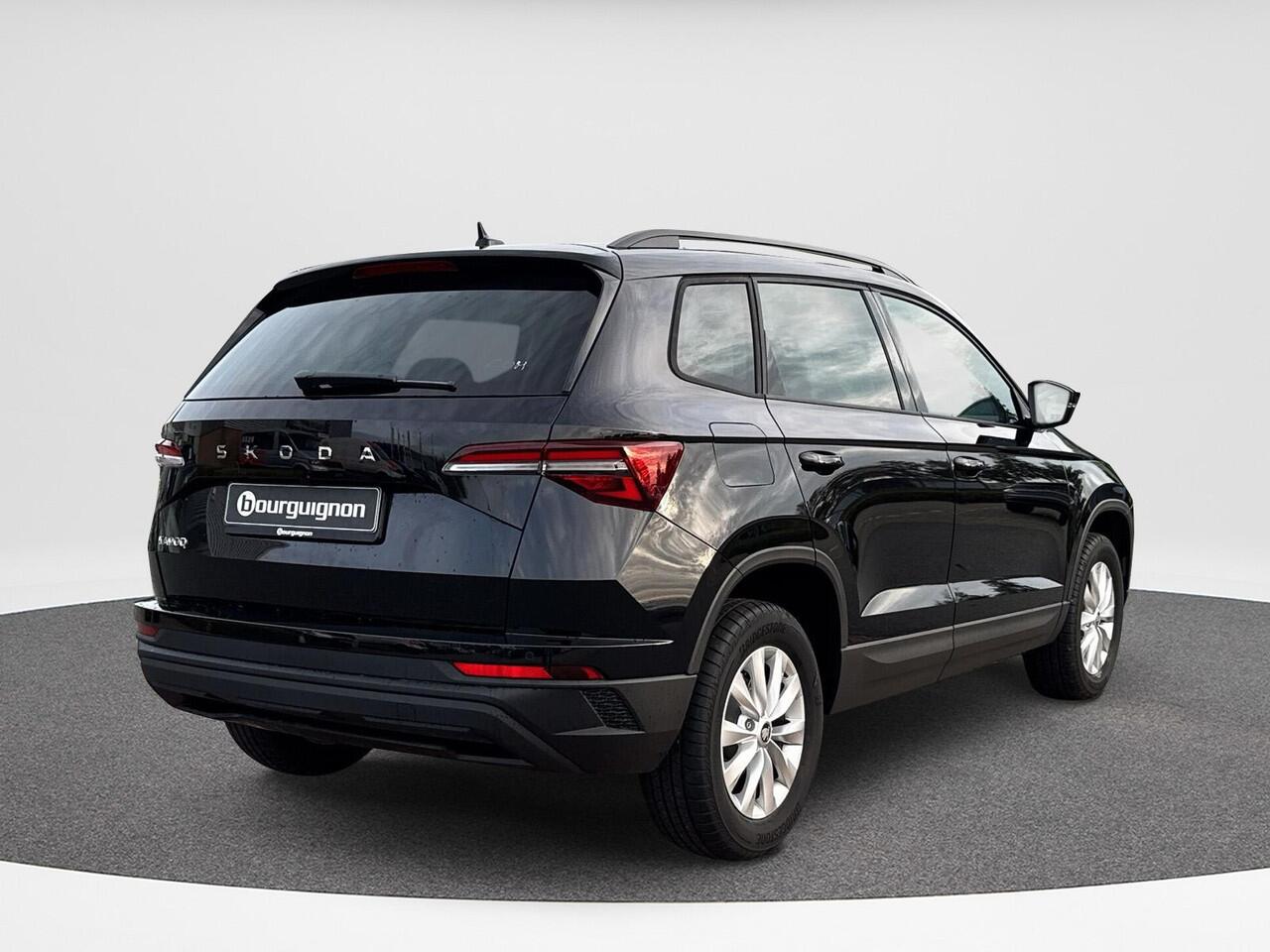 Skoda Karoq 1.5 TSI ACT Business Edition | LED | A. Camera | Cruise | Navi | 150Pk |