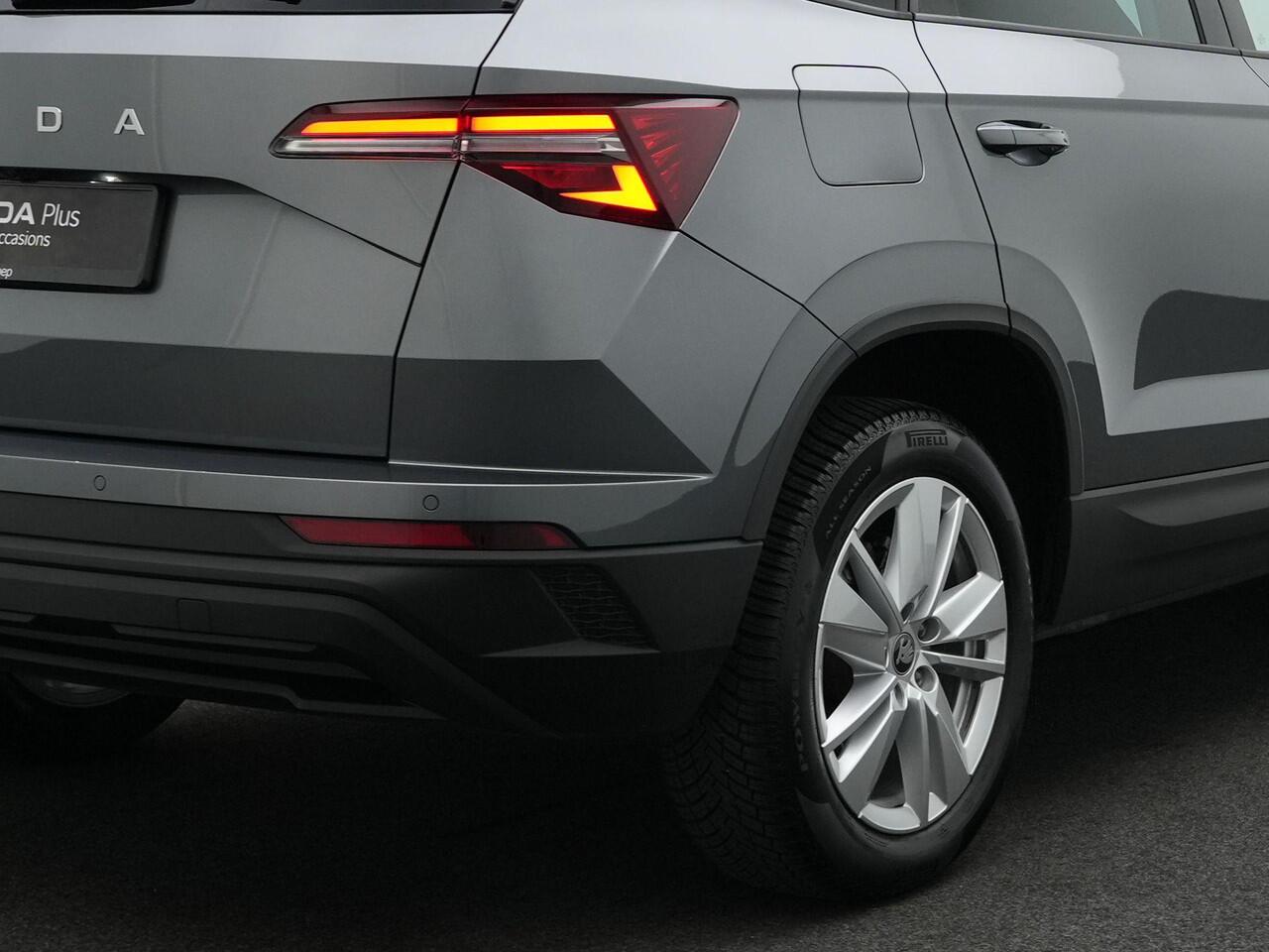 Skoda Karoq 1.5 TSI ACT 150 pk DSG Business Edition | LED | Stoelverwarming | Achteruitrijcamera | Keyless | Apple Carplay/Android Auto