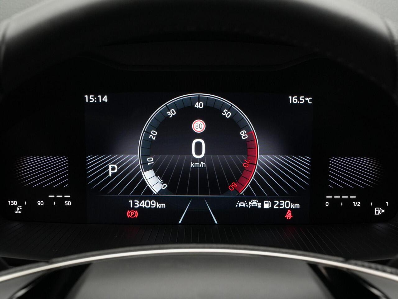 Skoda Karoq 1.5 TSI ACT 150 pk DSG Business Edition | LED | Stoelverwarming | Achteruitrijcamera | Keyless | Apple Carplay/Android Auto