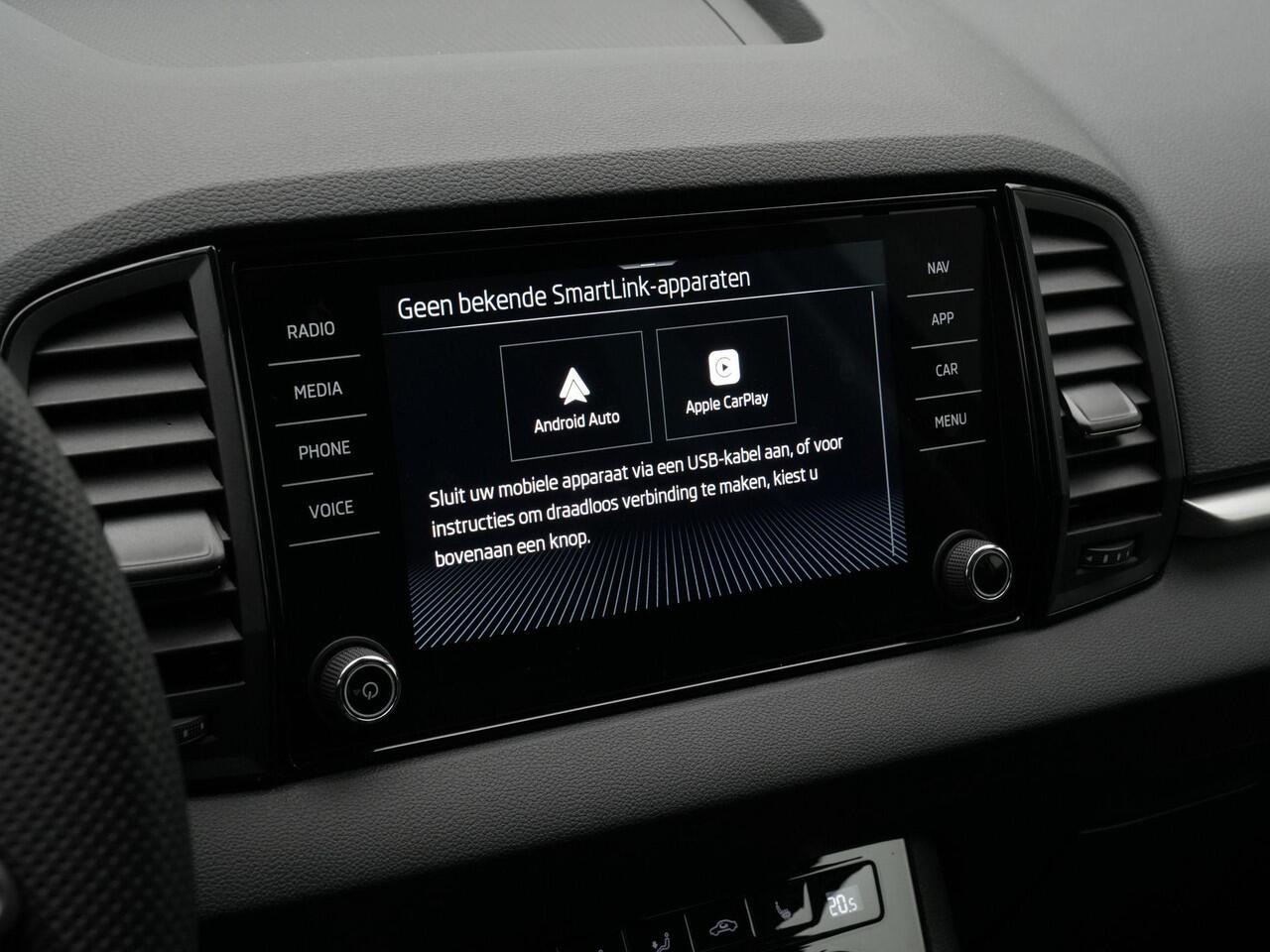 Skoda Karoq 1.5 TSI ACT 150 pk DSG Business Edition | LED | Stoelverwarming | Achteruitrijcamera | Keyless | Apple Carplay/Android Auto