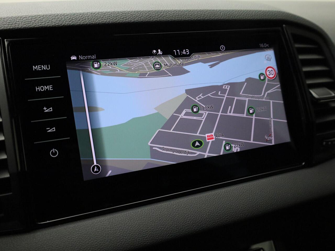 Skoda Karoq 1.5TSI/150PK ACT Sportline DSG · Navigatie · Trekhaak · Apple/Android Car Play · Camera · Garantie tot maart 2029 of 60000km.