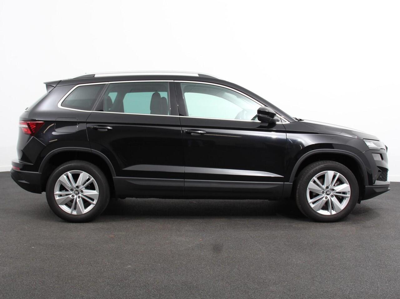 Skoda Karoq 1.5 TSI 150pk DSG ACT Selection | Navigatie | Apple Carplay/Android Auto | Camera | Parkeer sensoren | Adaptive Cruise Control | Lichtmetalen Velgen | Digitale Cockpit