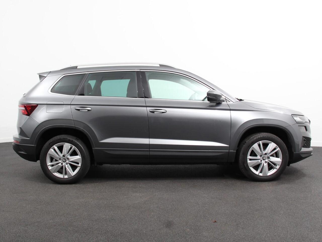 Skoda Karoq 1.5 TSI 150pk DSG ACT Selection | Navigatie | Apple Carplay/Android Auto | Camera | Parkeer sensoren | Adaptive Cruise Control | Lichtmetalen Velgen | Digitale Cockpit