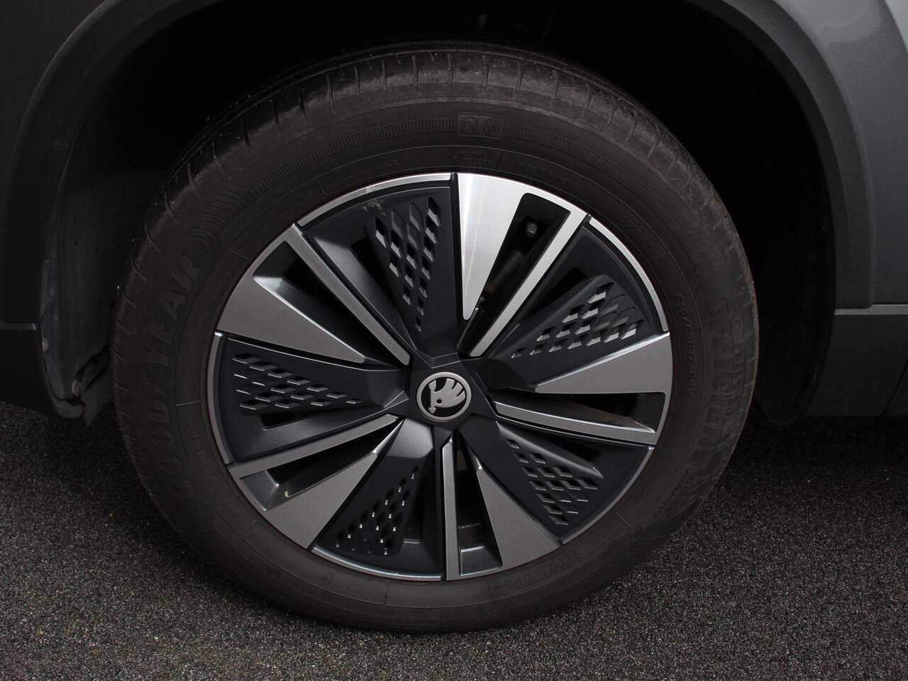 Skoda Karoq 1.5 TSI 150pk DSG ACT Selection | Navigatie | Apple Carplay/Android Auto | Camera | Parkeer sensoren | Adaptive Cruise Control | Lichtmetalen Velgen | Digitale Cockpit