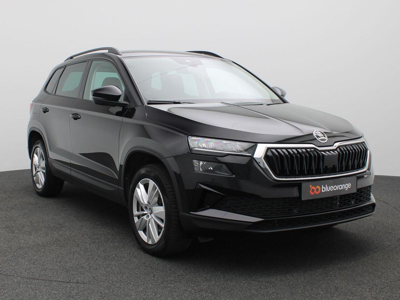 Skoda Karoq 1.5 TSI ACT Business Edition 150PK DSG Achteruitrijcamera, Navi via Apple Carplay/Android Auto, Keyless, Stoel-Stuurverwarming, Clima, 17" LM Velgen
