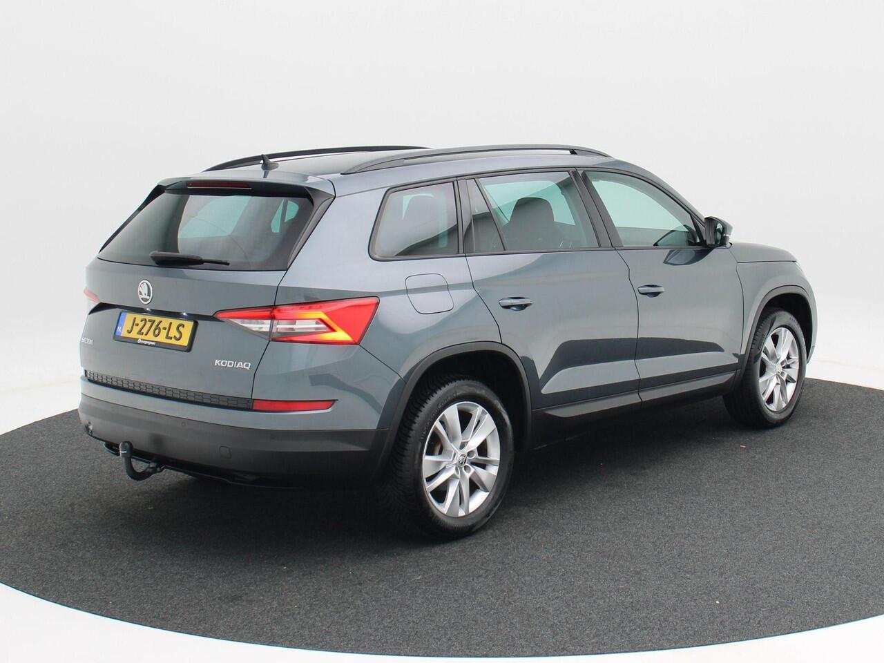 Skoda Kodiaq 1.5 TSi 150 Pk Automaat Business Edition 7-Pers. | Matrix LED | Navigatie | Keyless | Stoelverwarming | Parkeersensoren | 18 Inch | Trekhaak | 70.728 Km!!