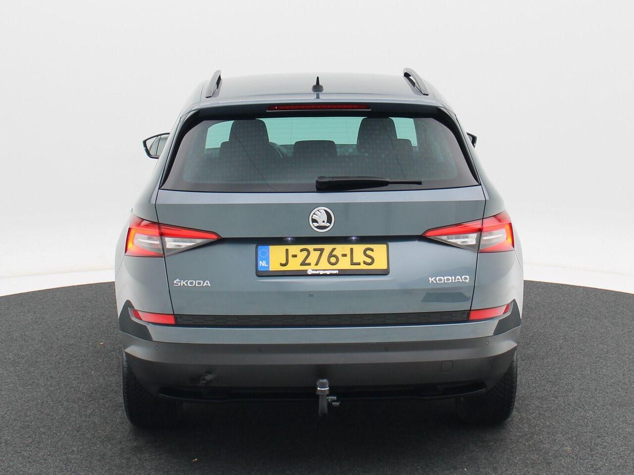 Skoda Kodiaq 1.5 TSi 150 Pk Automaat Business Edition 7-Pers. | Matrix LED | Navigatie | Keyless | Stoelverwarming | Parkeersensoren | 18 Inch | Trekhaak | 70.728 Km!!