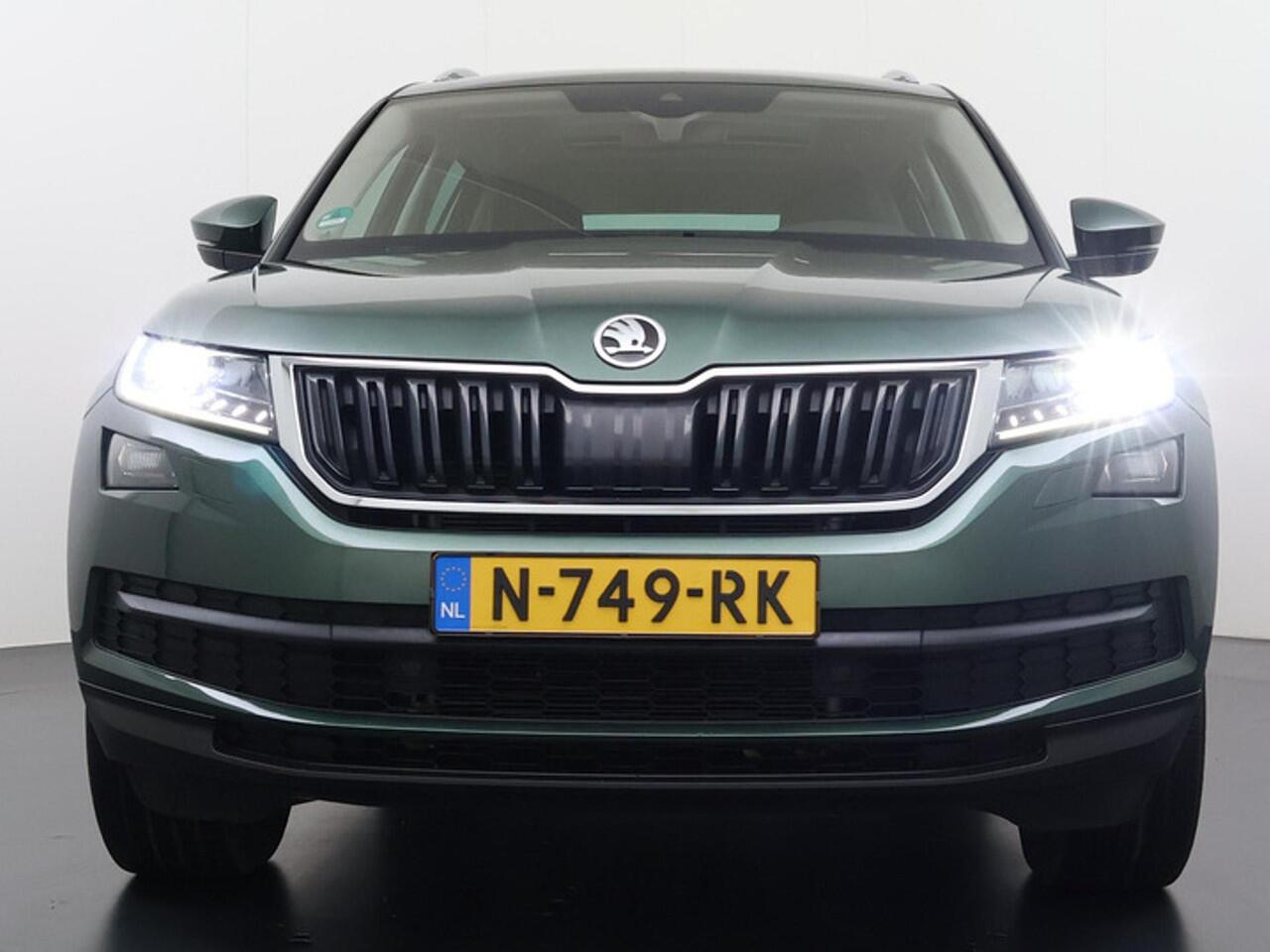 Skoda Kodiaq 1.5 TSI Business Edition Plus Trekhaak/Panodak/Camera etc.