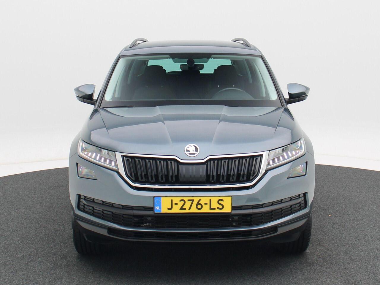 Skoda Kodiaq 1.5 TSi 150 Pk Automaat Business Edition 7-Pers. | Matrix LED | Navigatie | Keyless | Stoelverwarming | Parkeersensoren | 18 Inch | Trekhaak | 70.728 Km!!