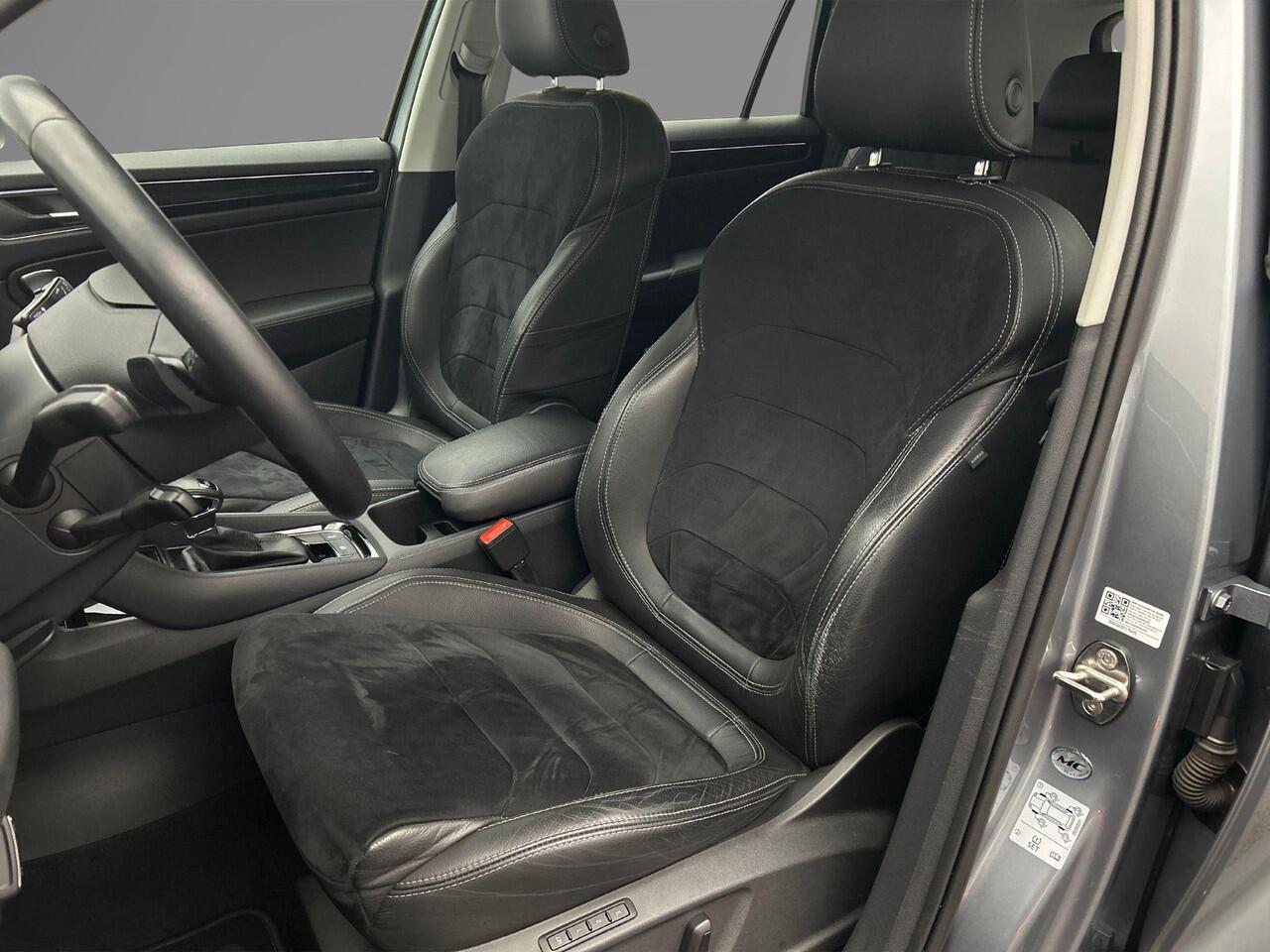 Skoda Kodiaq Style Business 1.5 TSI 150pk DSG Automaat Adaptive cruise control, Navigatie, LED koplampen, CANTON audio, Achteruitrijcamera, Stoelverwarming, Parkeersensoren