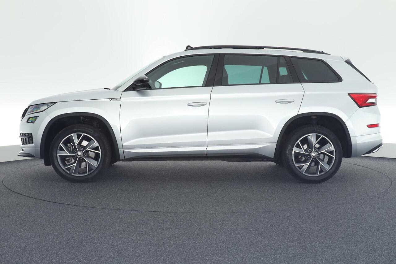 Skoda Kodiaq 2.0 TSI 190pk DSG 4x4 Sportline Trekhaak DCC Camera Canton Keyless Memory Panoramadak Virtual Cockpit Navigatie