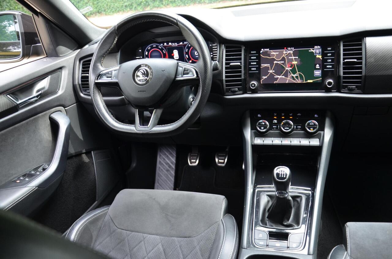 Skoda Kodiaq 1.5 TSI Sportline Business Navi/Led/Ecc/Pdc/Achteruitrij-camera/Half-Leer/Privacy-Glass/Cruise control adaptief/Elektrisch verstelb./Trekhaak-Wegklapbaar/ bestuurdersstoel met geheugen/Virtual Cockpit