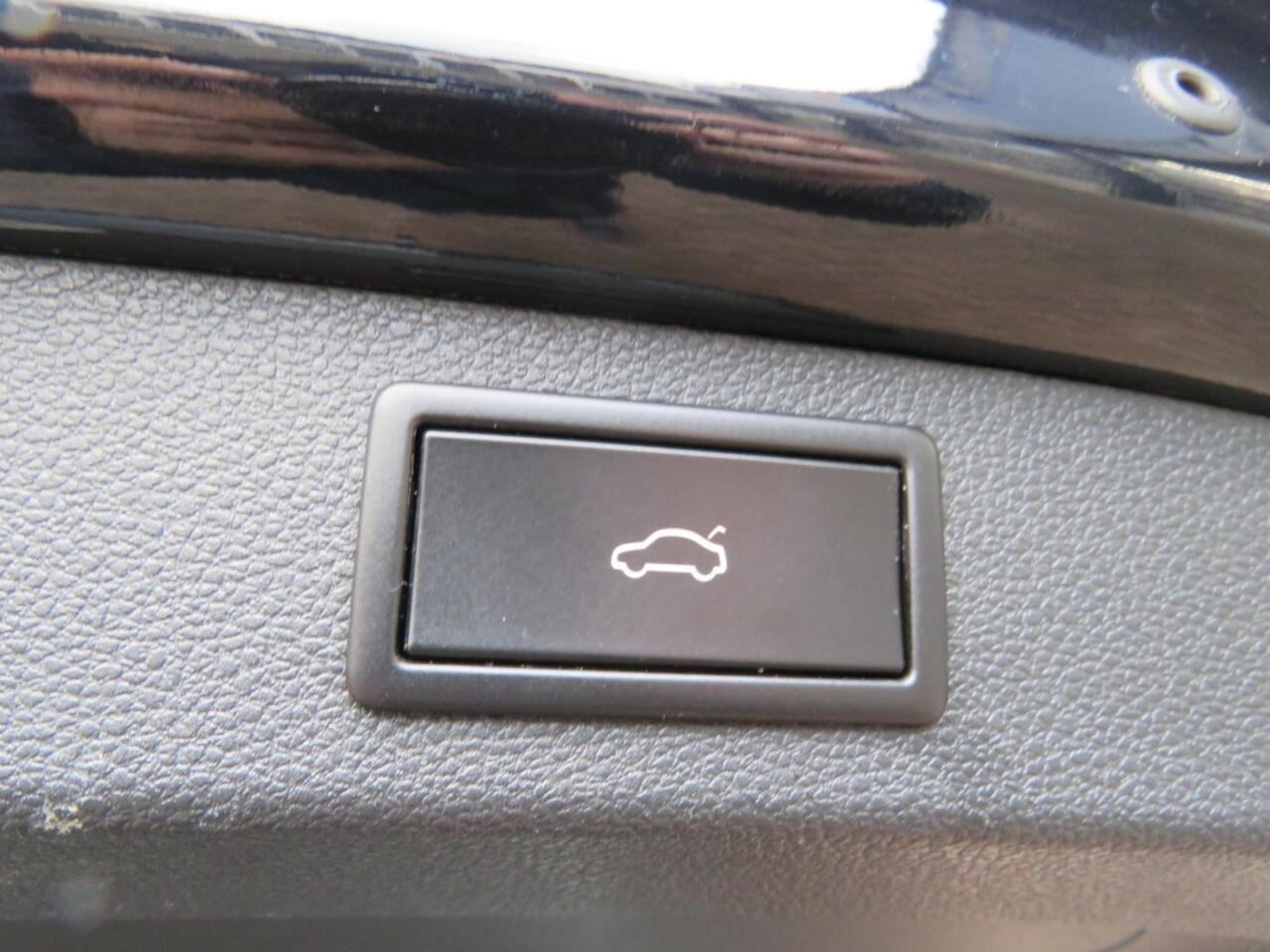 Skoda Kodiaq 1.5 TSI 150pk DSG-aut.BUS. ED. / Pano / 360 Camera / Trekhaak / Half leder / BOVAG garantie