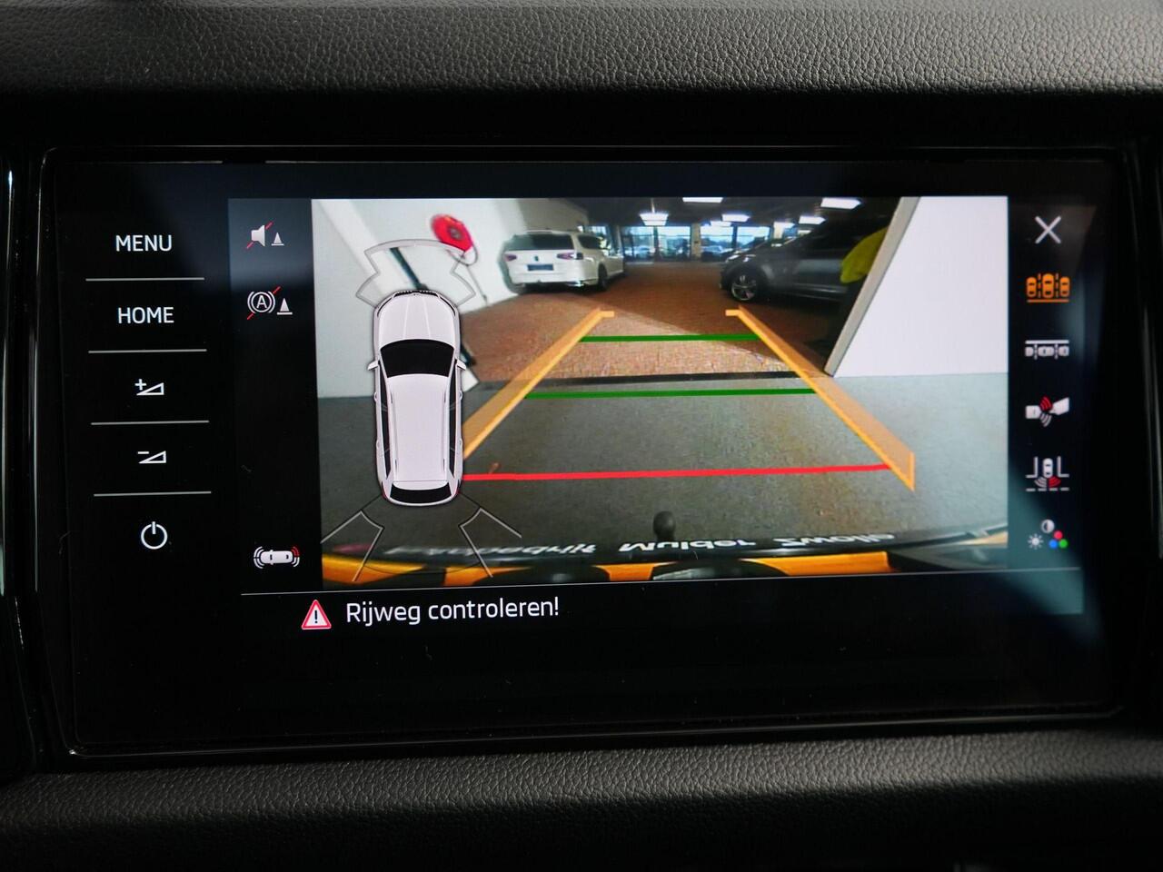 Skoda Kodiaq 1.5 TSI Sportline Business | Canton Audio | Black style | Zwenkhaak | Pano |