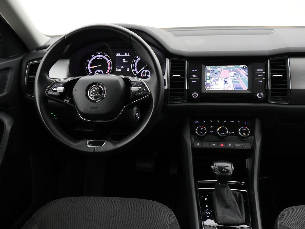 Skoda Kodiaq 1.5 TSI 150 PK DSG 7-PERSOONS + TREKHAAK | APPLE CARPLAY | STUUR / STOELVERWARMING