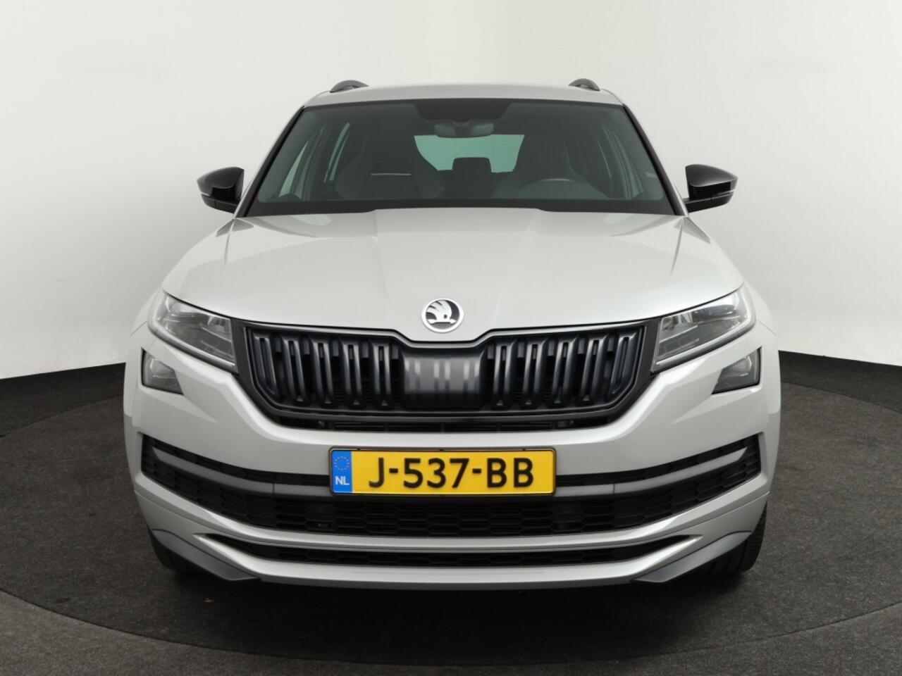 Skoda Kodiaq 1.5 TSI Sportline Business | Virtual o Alcantara o CarPlay o LED