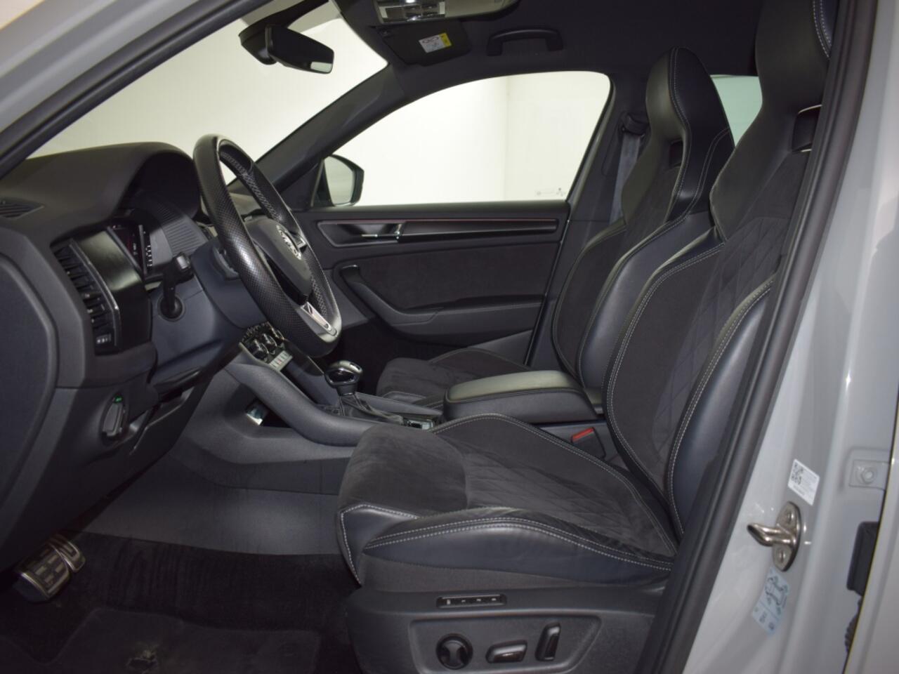 Skoda Kodiaq 1.5 TSI Sportline Business | Virtual o Alcantara o CarPlay o LED