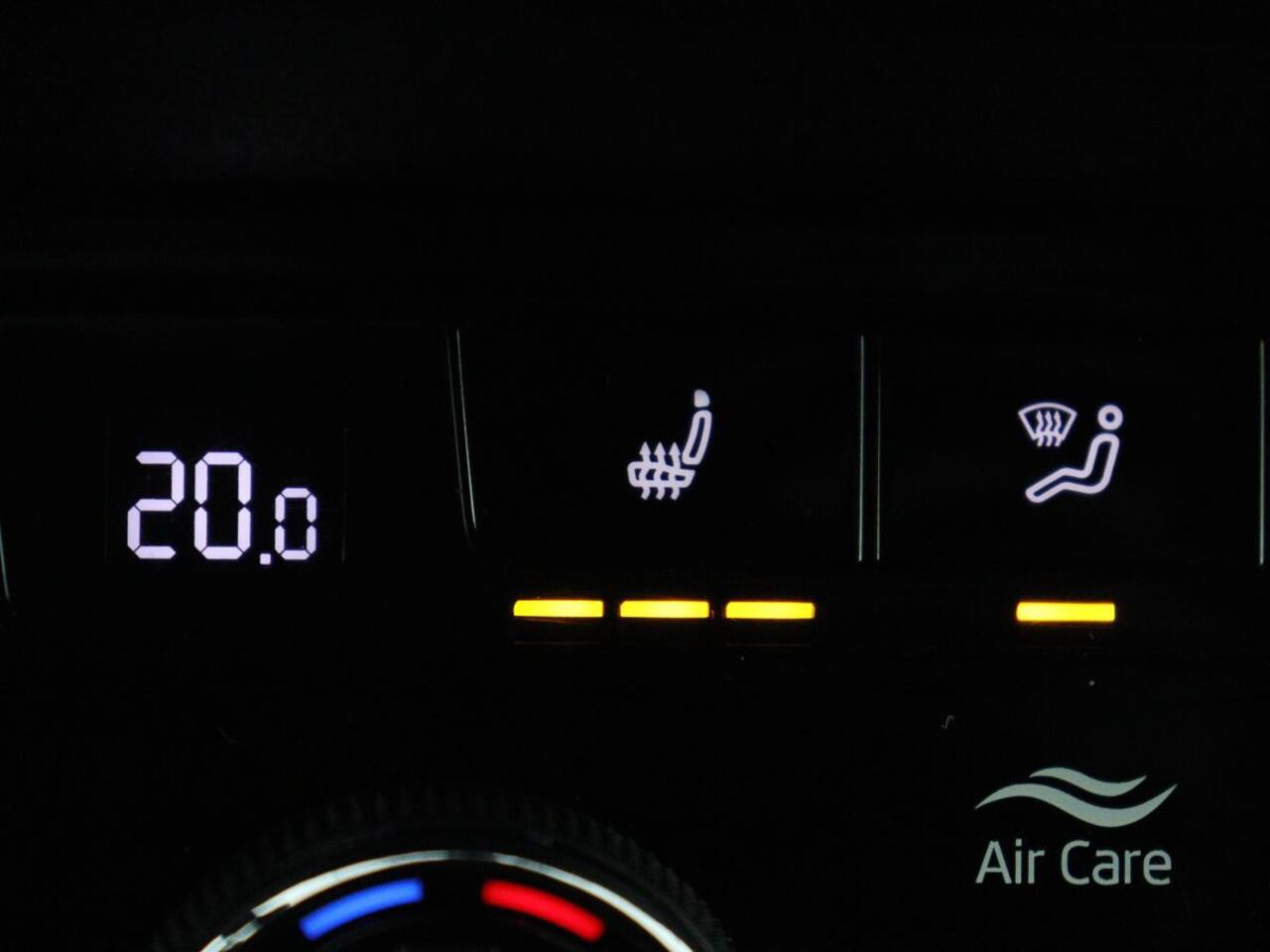 Skoda Kodiaq 1.5 TSI Sportline 7 Persoons | Panoramadak | Stoelverwarming | Trekhaak | Adaptive cruise | Carplay | Memory | 20 inch | Virtual Cockpit | Alcantara | Keyless | Navigatie