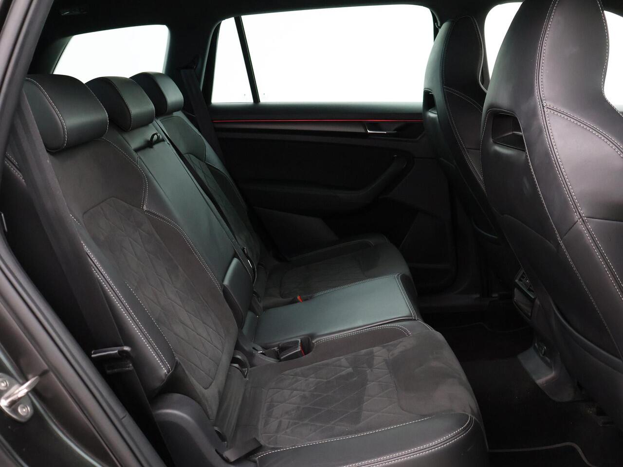 Skoda Kodiaq 1.5 TSI 150 PK DSG AUT. 7-PERS SPORTLINE *MAT ZWART* + ADAPTIVE CRUISE | VIRTUAL COCKPIT | CAMERA | 20 INCH