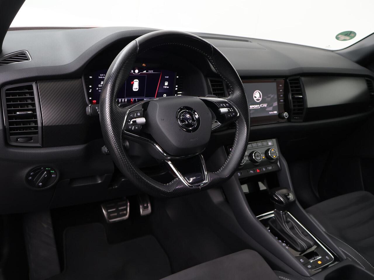 Skoda Kodiaq 1.5 TSI Sportline Business | 150 PK | Automaat | Sportstoelen | Achteruitrijcamera | Stoelverwarming | 19" LMV |