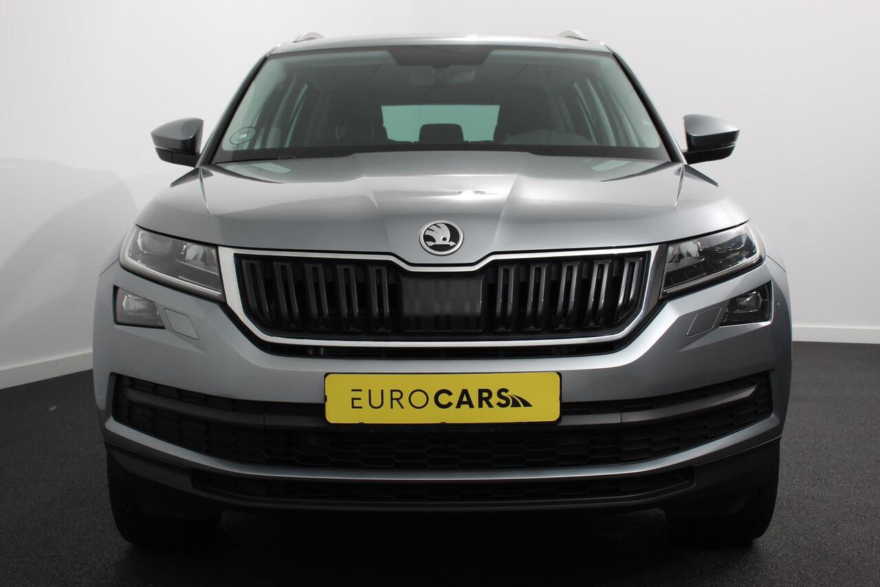 Skoda Kodiaq 1.5 TSI 150pk DSG Style 7 persoons | Navigatie | Climate control | Cruise control Adaptive | Camera | Trekhaak wegklapbaar | Lichtmetalen velgen | Parkeer sensoren | Stoelverwarming voor