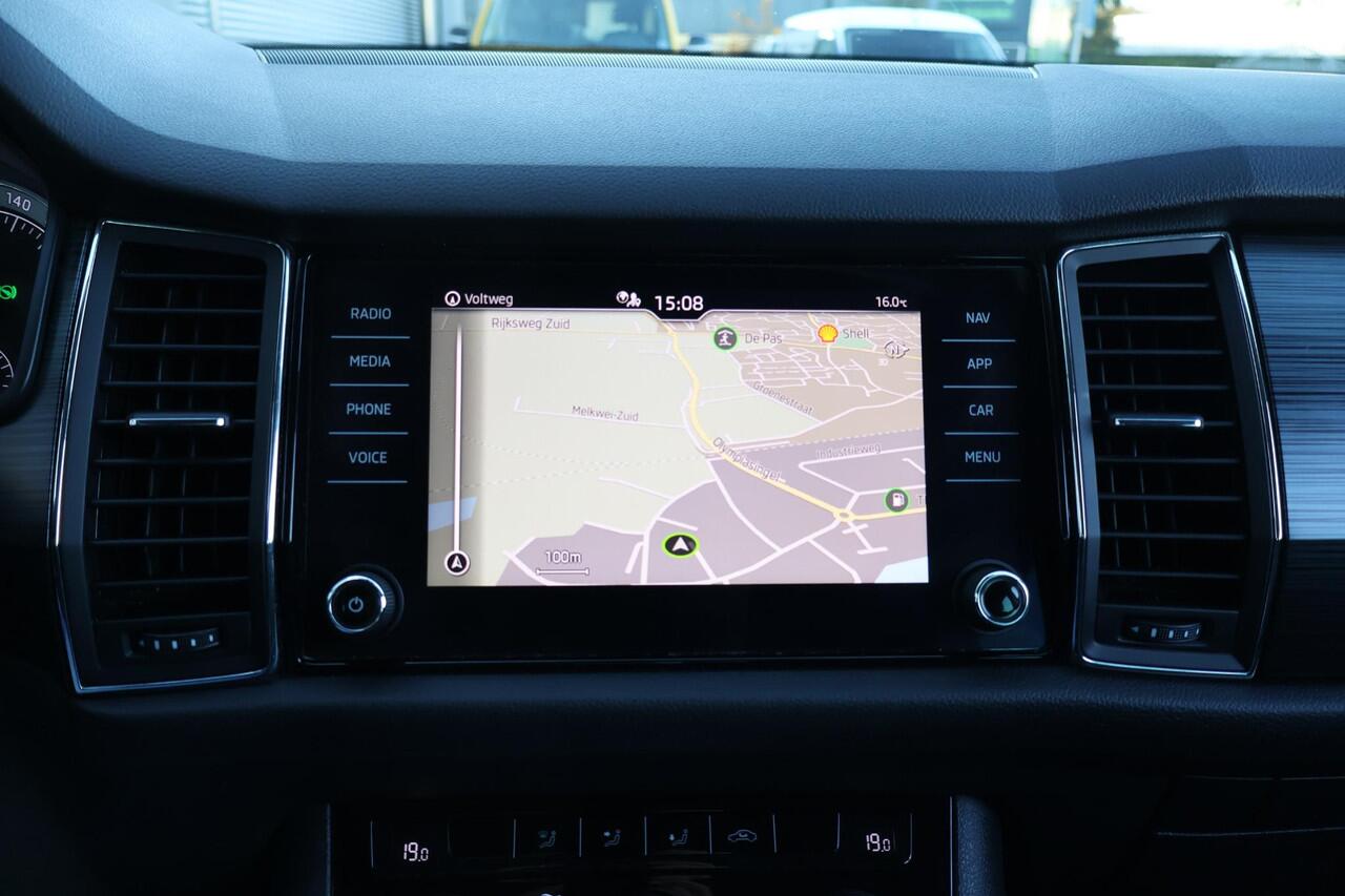 Skoda Kodiaq 1.5 TSI Business Edition 1e Eigenaar | Volledig Onderh | NL-Auto | BTW | Trekhaak | Camera | Elek Klep | Climate | Navi | Carplay | Keyless | PDC |