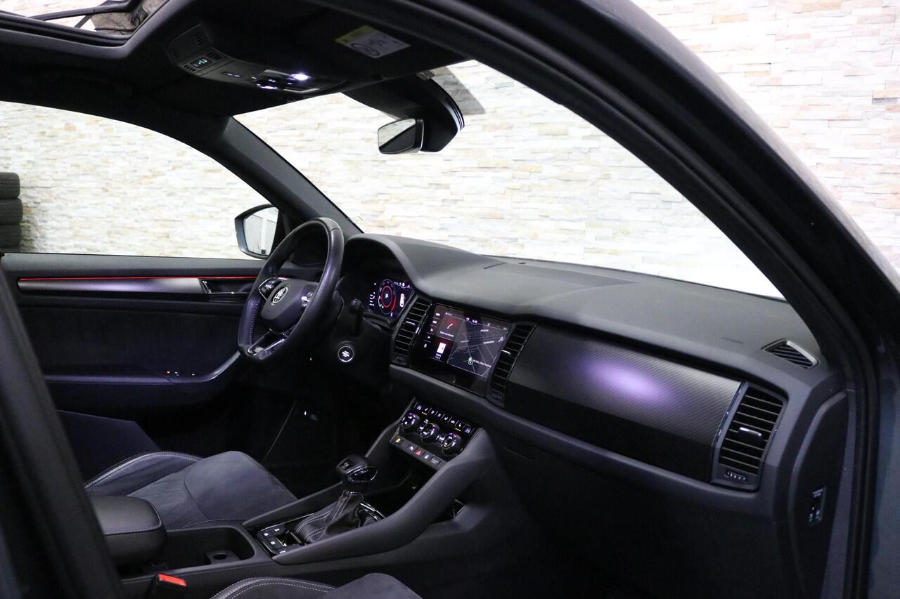 Skoda Kodiaq 1.5 TSI Sportline Business | Panoramadak | Virtual Cockpit | Camera | CANTON | ACC | Carplay | Electr. Stoel | Dodehoeksensoren | ORIG NL | Vol opties |