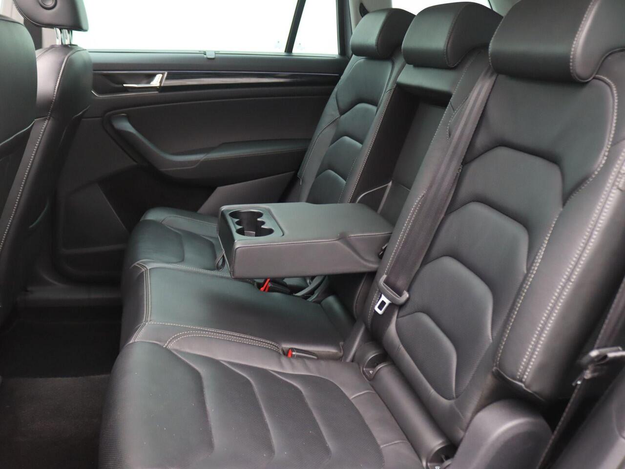 Skoda Kodiaq 1.5 TSI Business Edition Plus 7p. 150PK DSG Pano-Schuifdak, Leder, Stoelkoeling, Memorystoelen, Stoelverwarming, Digital Cockpit, Keyless, Virtual Pedal, 18" LM Velgen