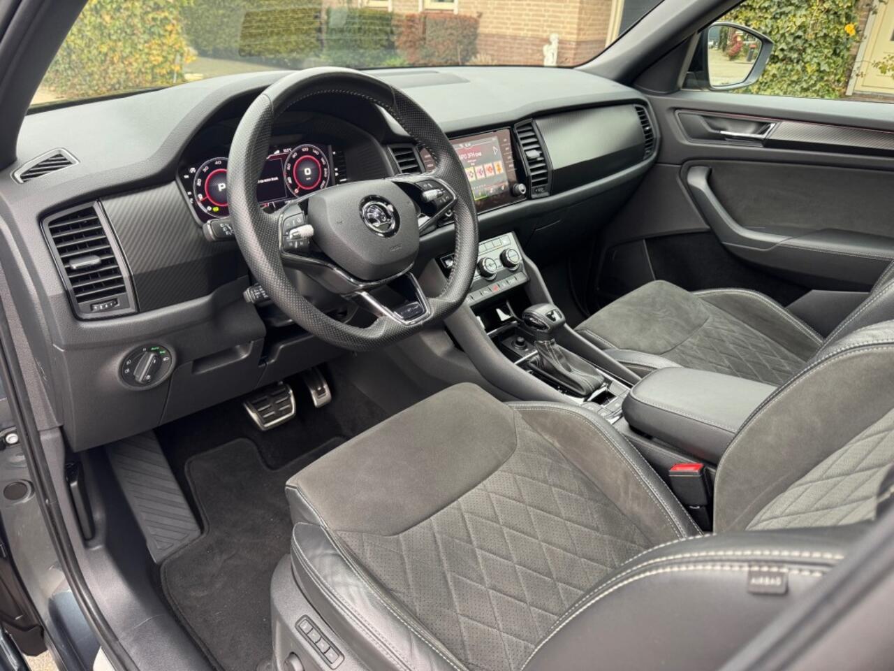 Skoda Kodiaq 1.5 TSI ACT 7Pers. SPORTLINE DSG Panorama dak trekhaak