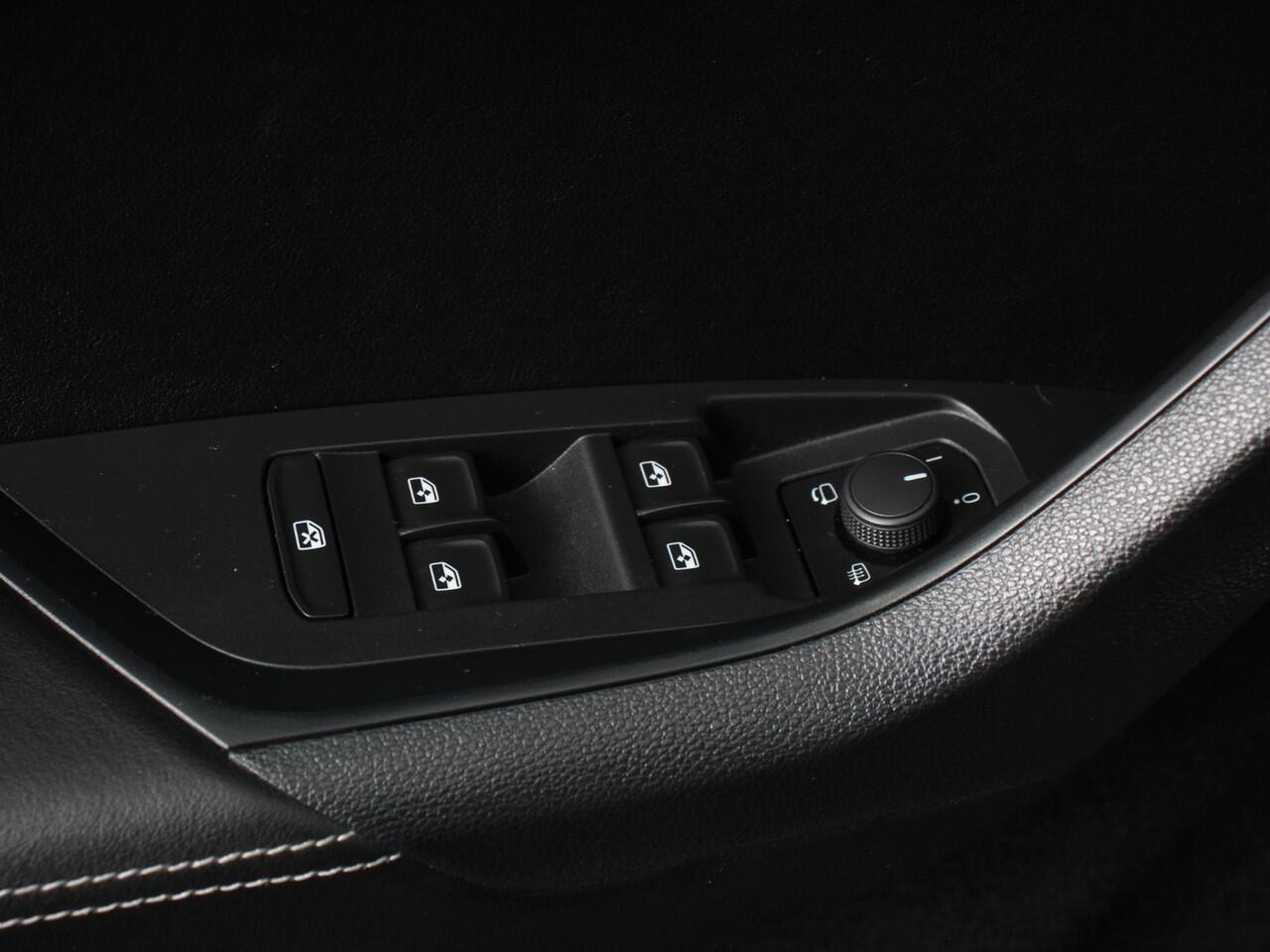 Skoda Kodiaq 1.5 TSI 150pk DSG Style 7p. | Navigatie | Apple Carplay/Android Auto | Adaptive Cruise Control | Parkeersensor achter | Stoel- en stuurverwarming | Ledverlichting | Getinte ramen | Climate Control Prijs Incl. BOVAG Garantie