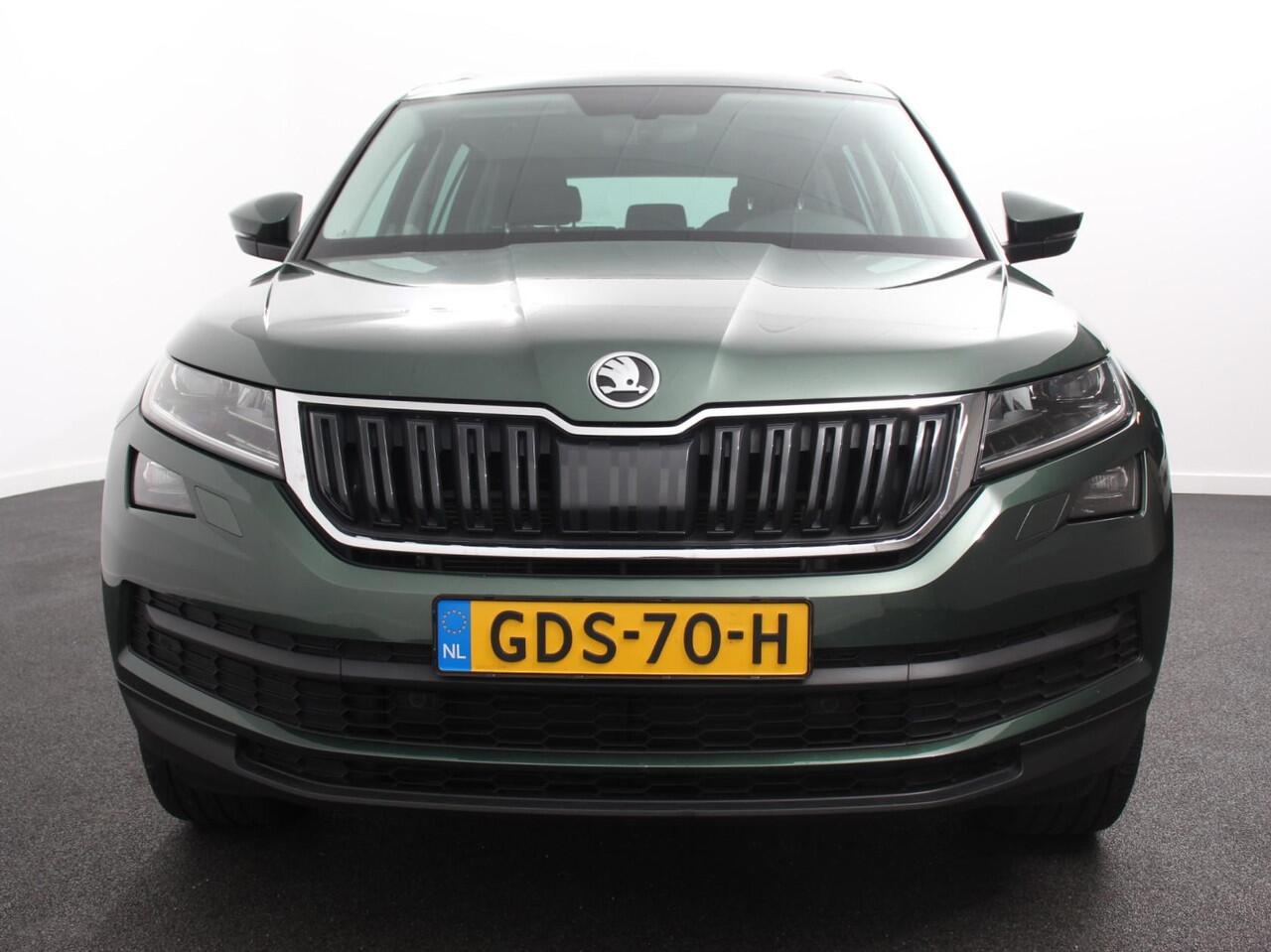 Skoda Kodiaq 1.5 TSI 150pk DSG Style 7p. | Navigatie | Apple Carplay/Android Auto | Adaptive Cruise Control | Parkeersensor achter | Stoel- en stuurverwarming | Ledverlichting | Getinte ramen | Climate Control Prijs Incl. BOVAG Garantie