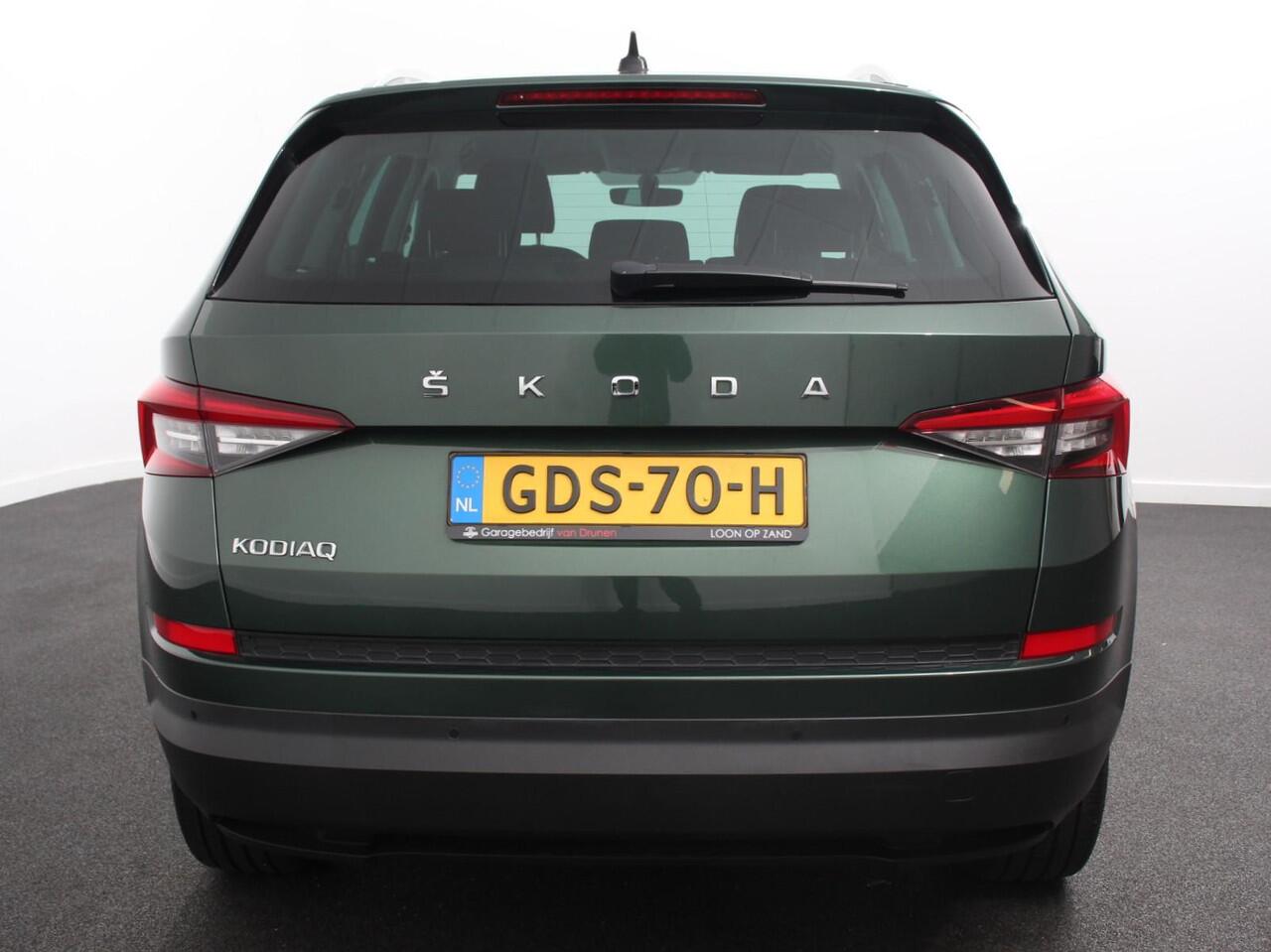 Skoda Kodiaq 1.5 TSI 150pk DSG Style 7p. | Navigatie | Apple Carplay/Android Auto | Adaptive Cruise Control | Parkeersensor achter | Stoel- en stuurverwarming | Ledverlichting | Getinte ramen | Climate Control Prijs Incl. BOVAG Garantie