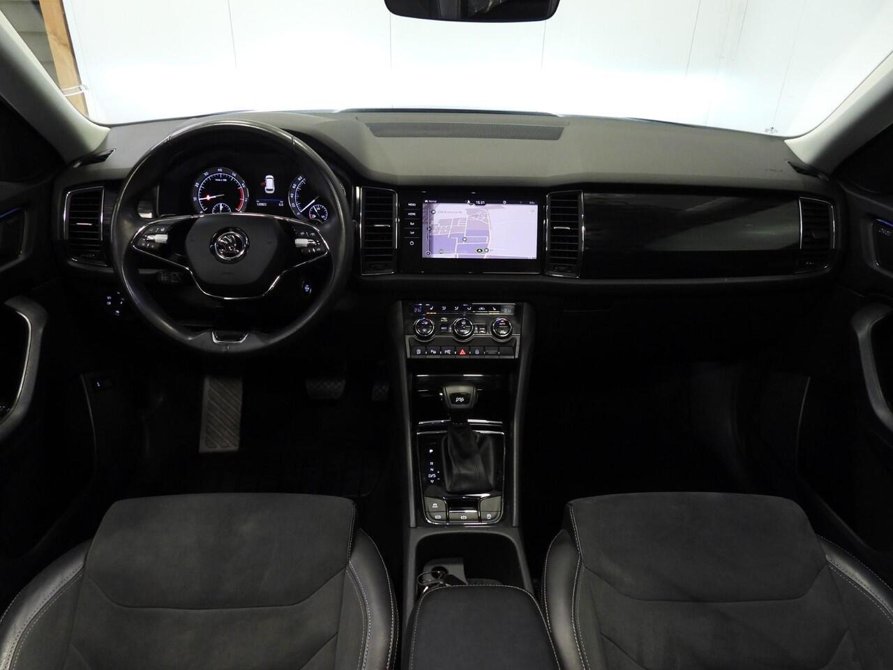 Skoda Kodiaq 1.5 TSI Aut. Business Edition Plus 7-Pers. NAVI/SCHUIFDAK/LED/TREKH./19"LMV