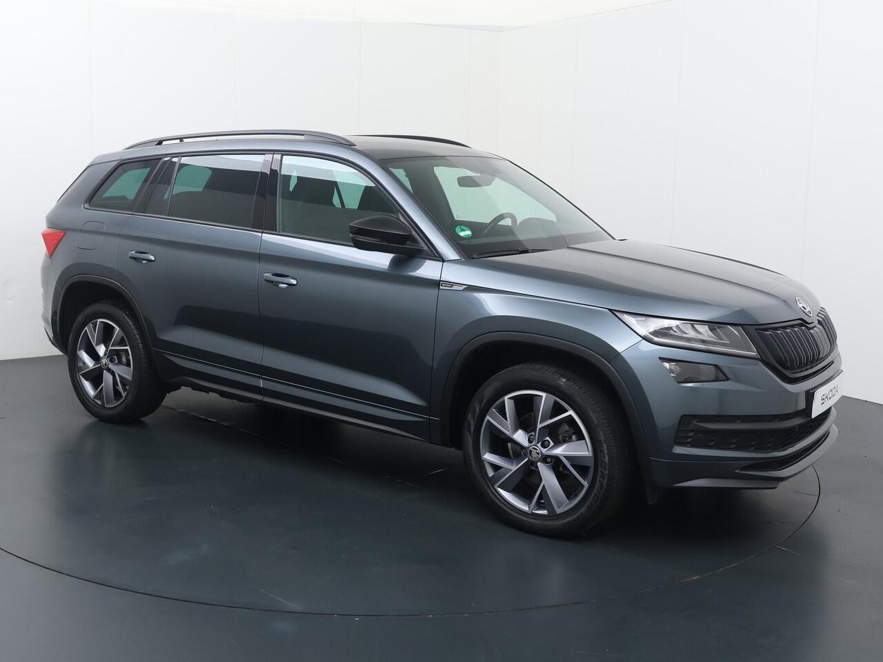 Skoda Kodiaq 1.5 TSI Sportline Business | 150 PK | Automaat | Trekhaak wegklapbaar | Voorstoelen verwarmd | Navigatiesysteem |