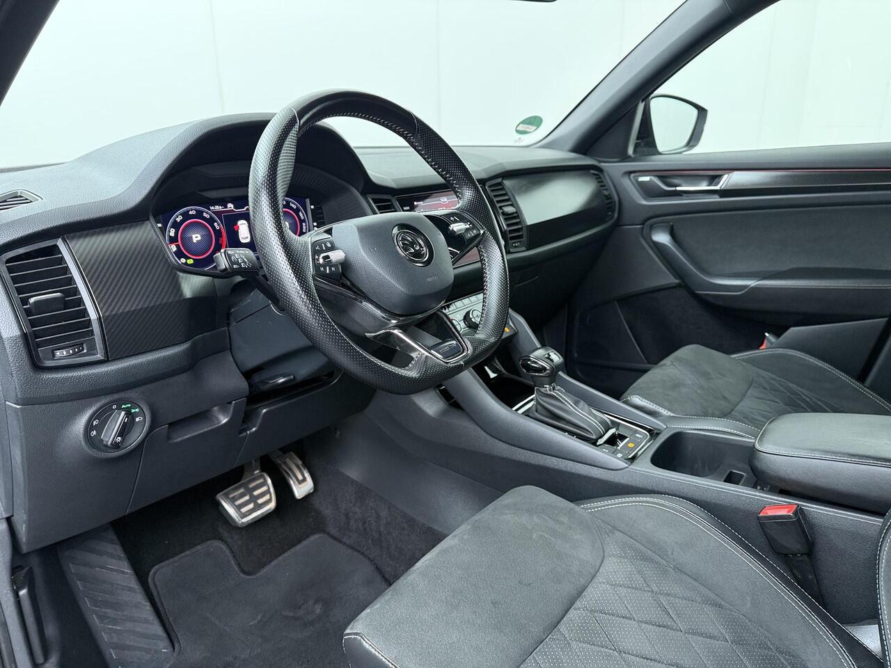 Skoda Kodiaq 1.5 TSI Sportline Business | 150 PK | Automaat | Trekhaak wegklapbaar | Voorstoelen verwarmd | Navigatiesysteem |