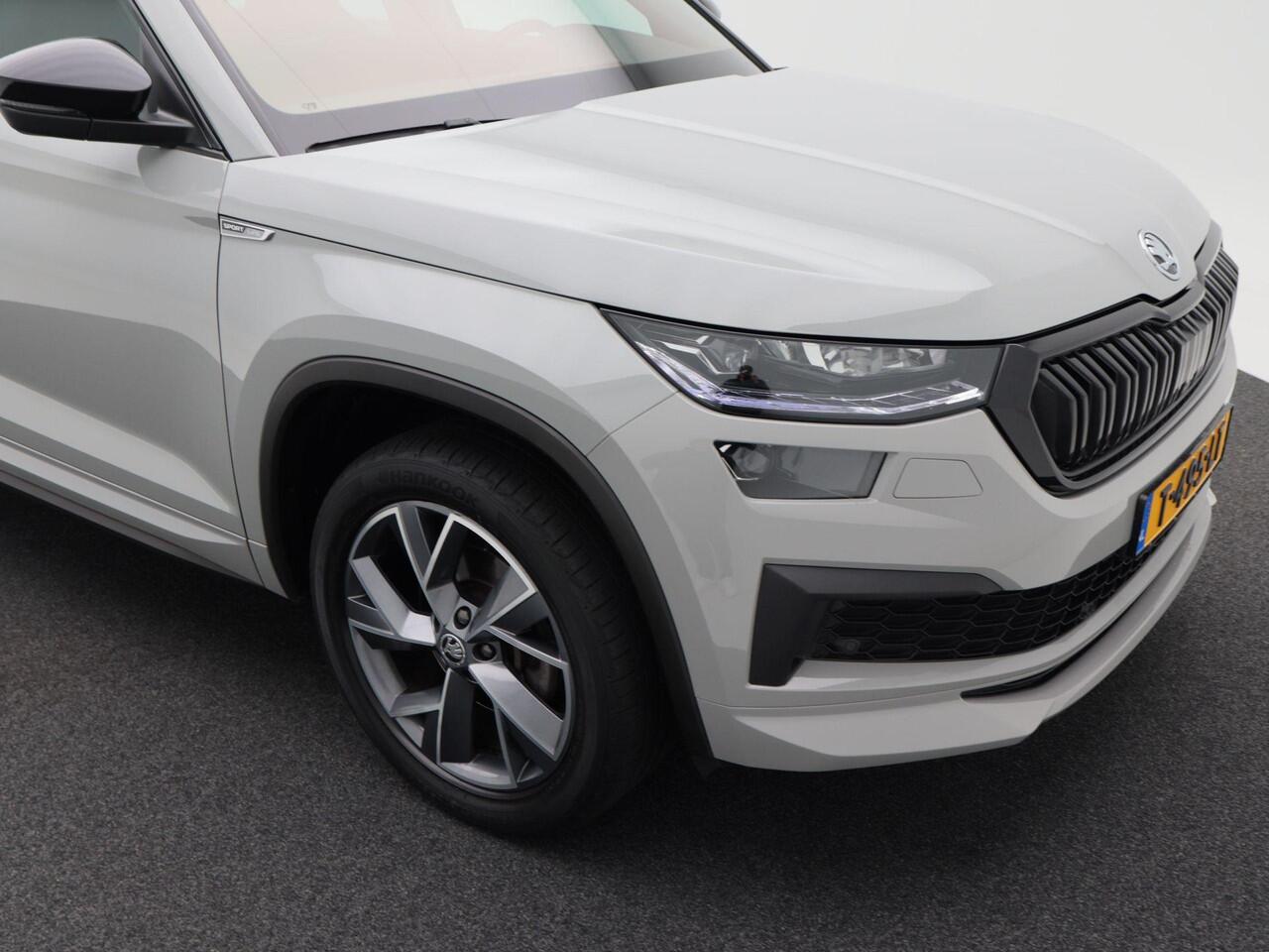 Skoda Kodiaq 1.5 TSi 150 Pk Automaat Sportline Business 7 Pers | Adaptive Cruise | Panoramadak | Navigatie | Climate Control | Stoelverwarming | Trekhaak | 86.216 Km!!